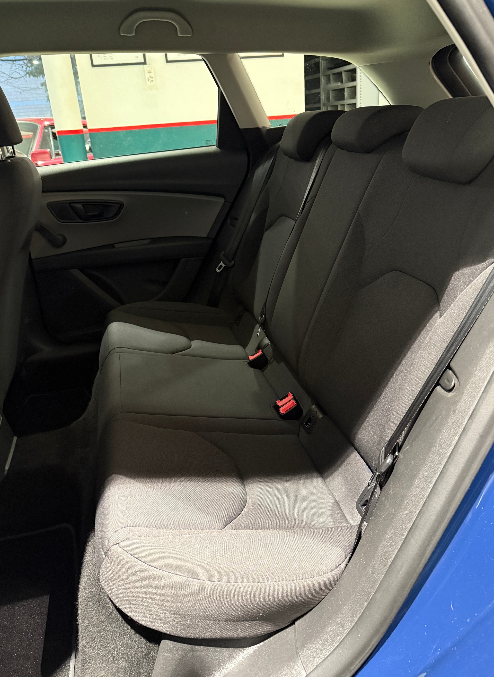 SEAT Leon ST 1.2 TSI Entry-image-7