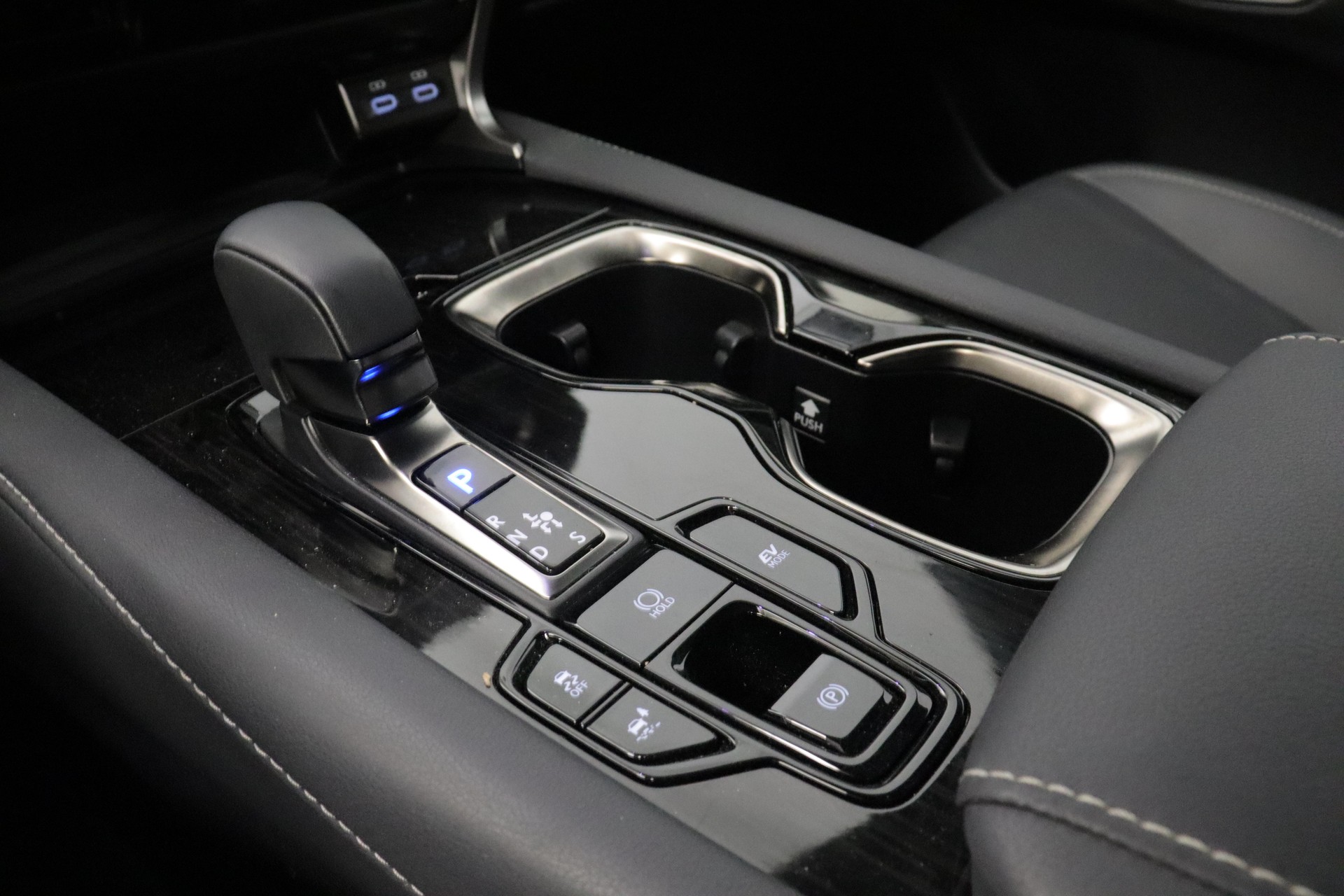 LEXUS RX 350h F-Line-image-14