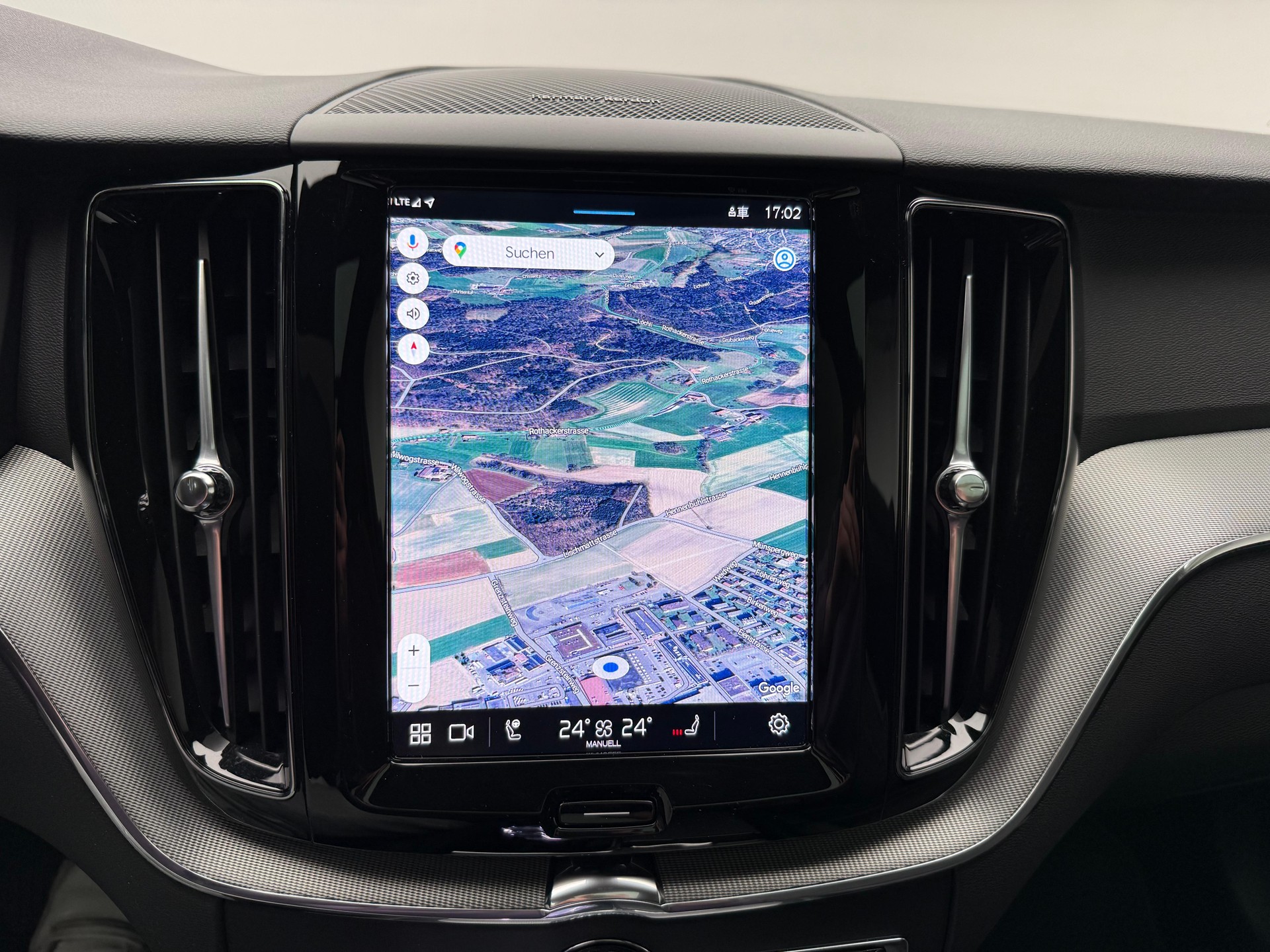 VOLVO XC60 2.0 T8 TE Plus Dark eAWD-image-18