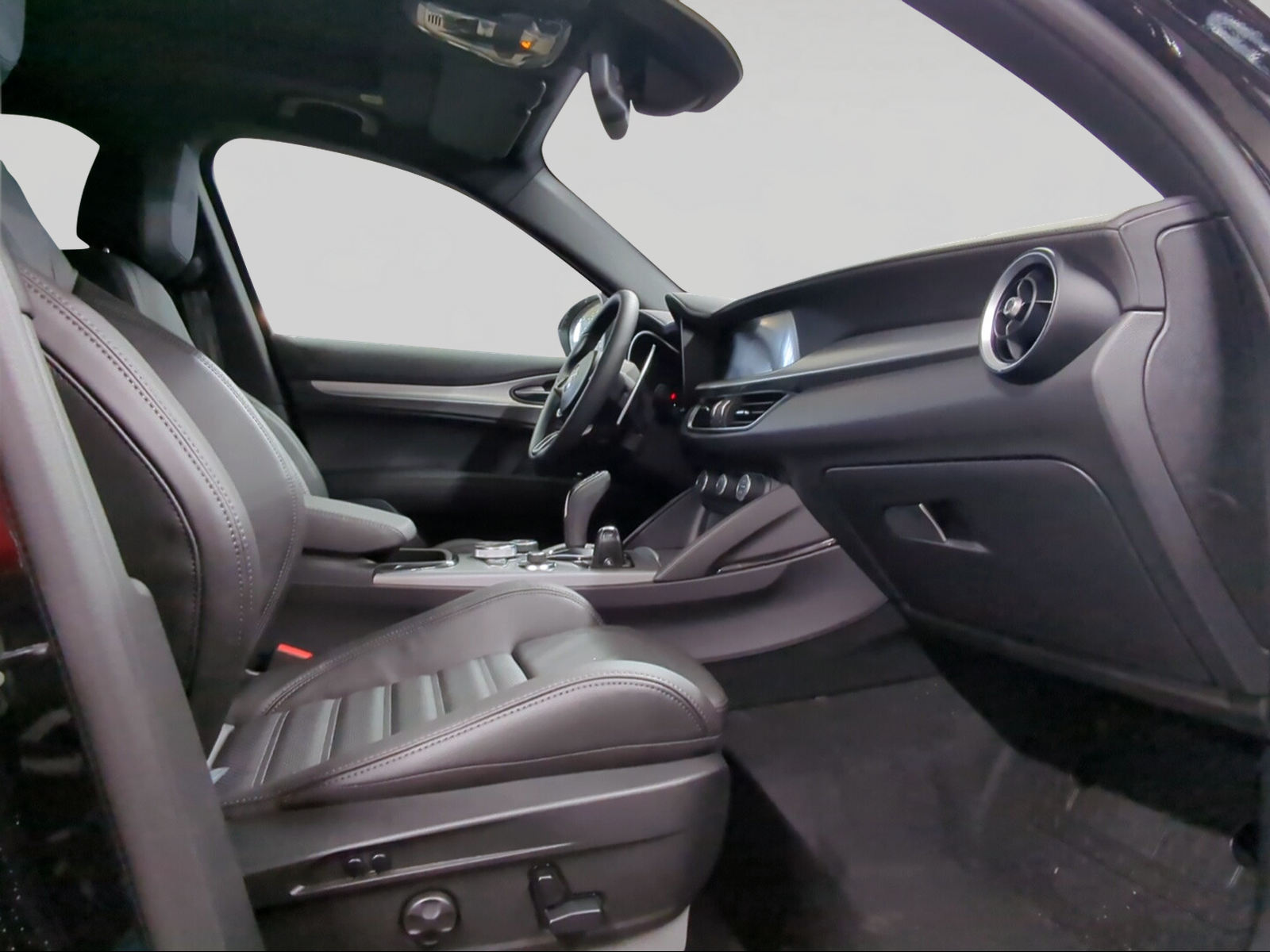 ALFA ROMEO Stelvio 2.0 Veloce Q4 AT8-image-7