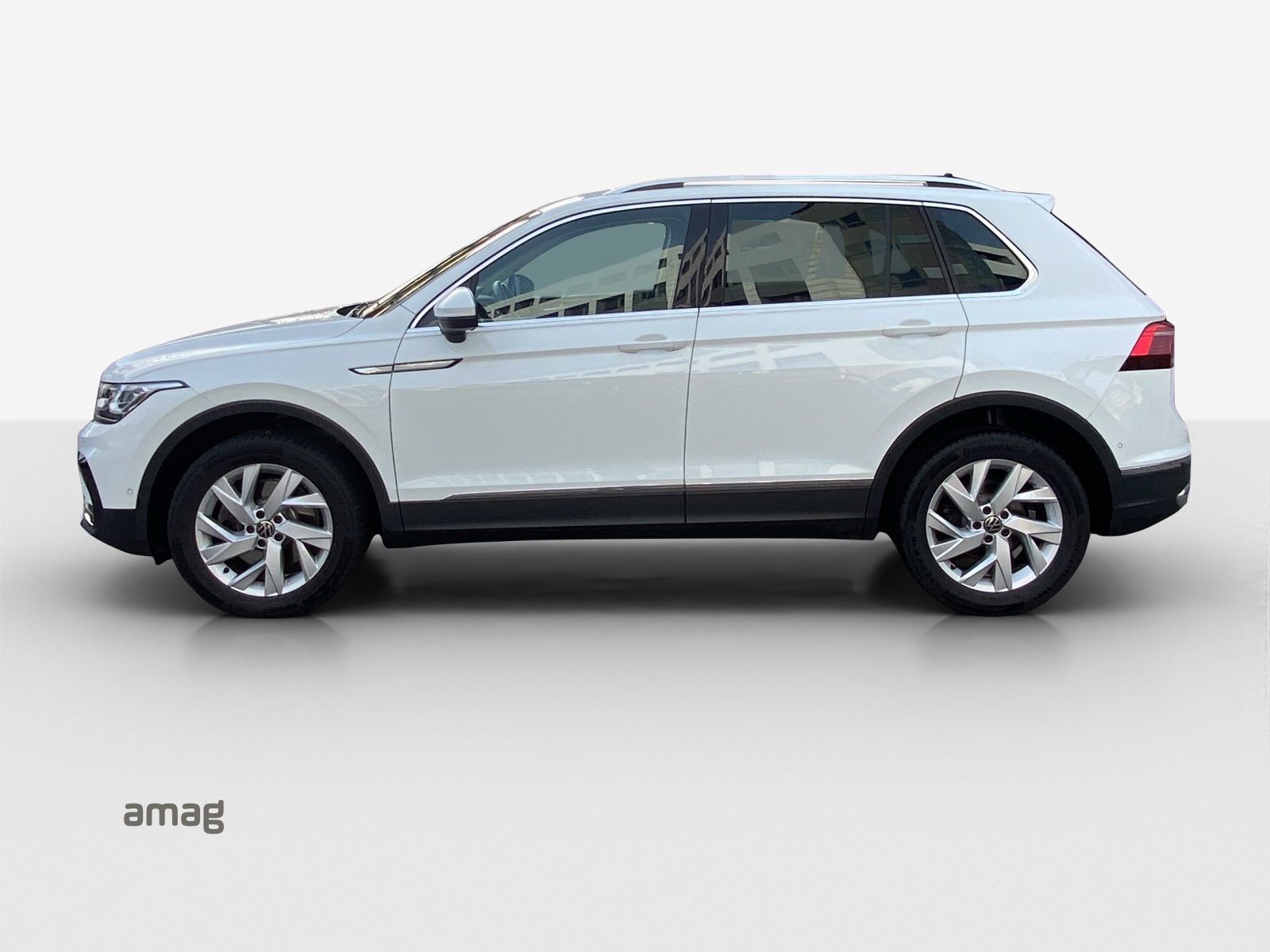 VW Tiguan 2.0 TDI SCR Elegance 4Motion DSG-image-1