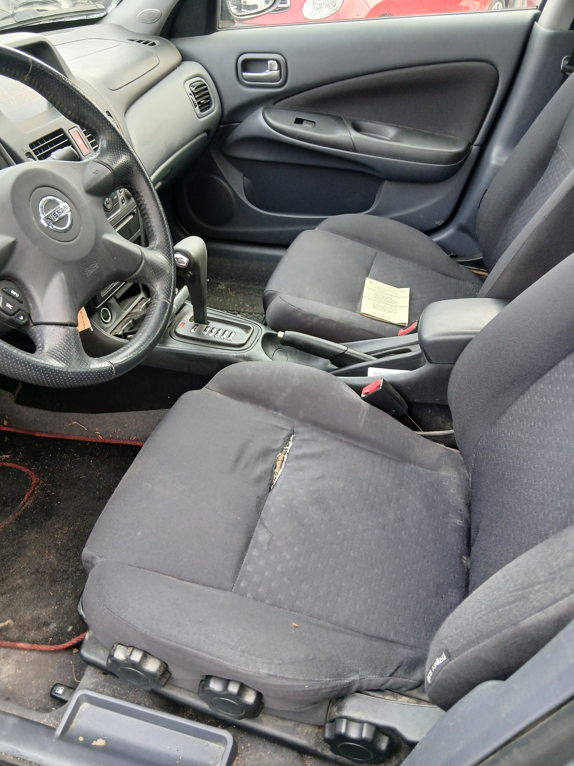 NISSAN Almera 1.8 16V business-image-8