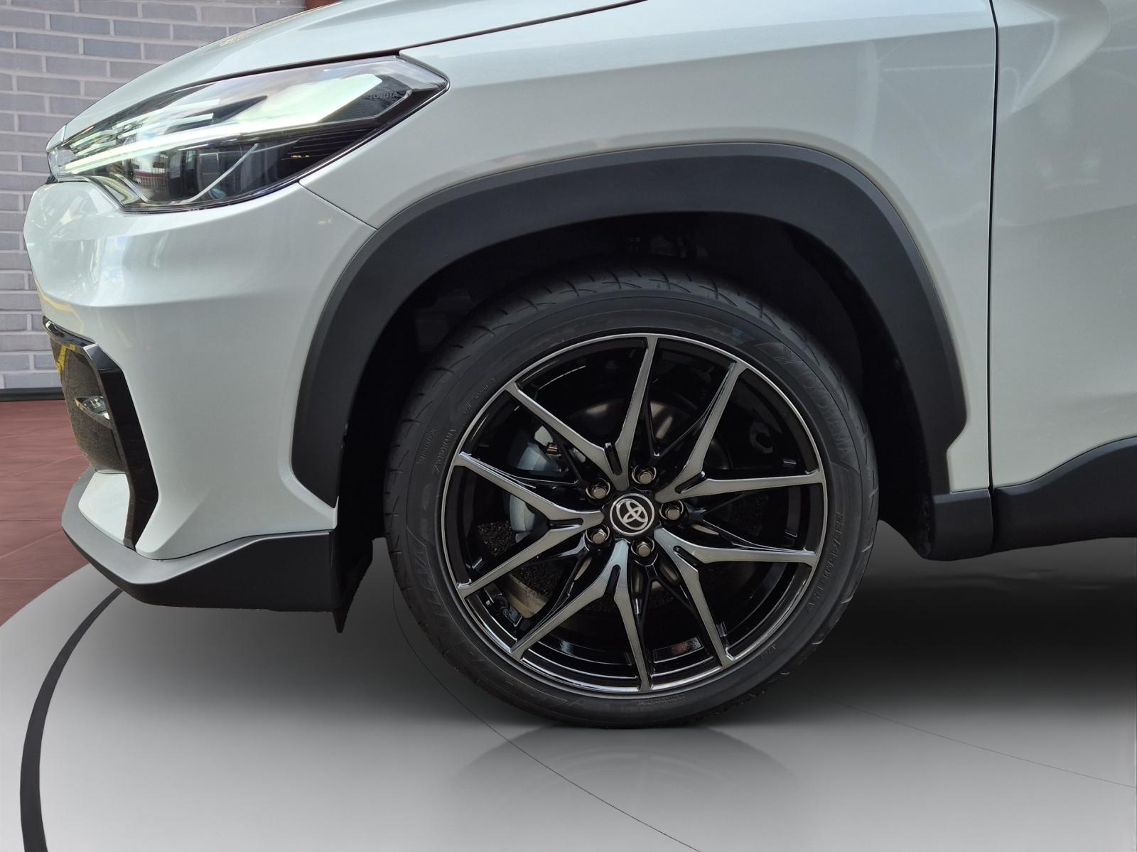 TOYOTA Corolla Cross 2.0 HSD GR Sport AWD-i-image-9