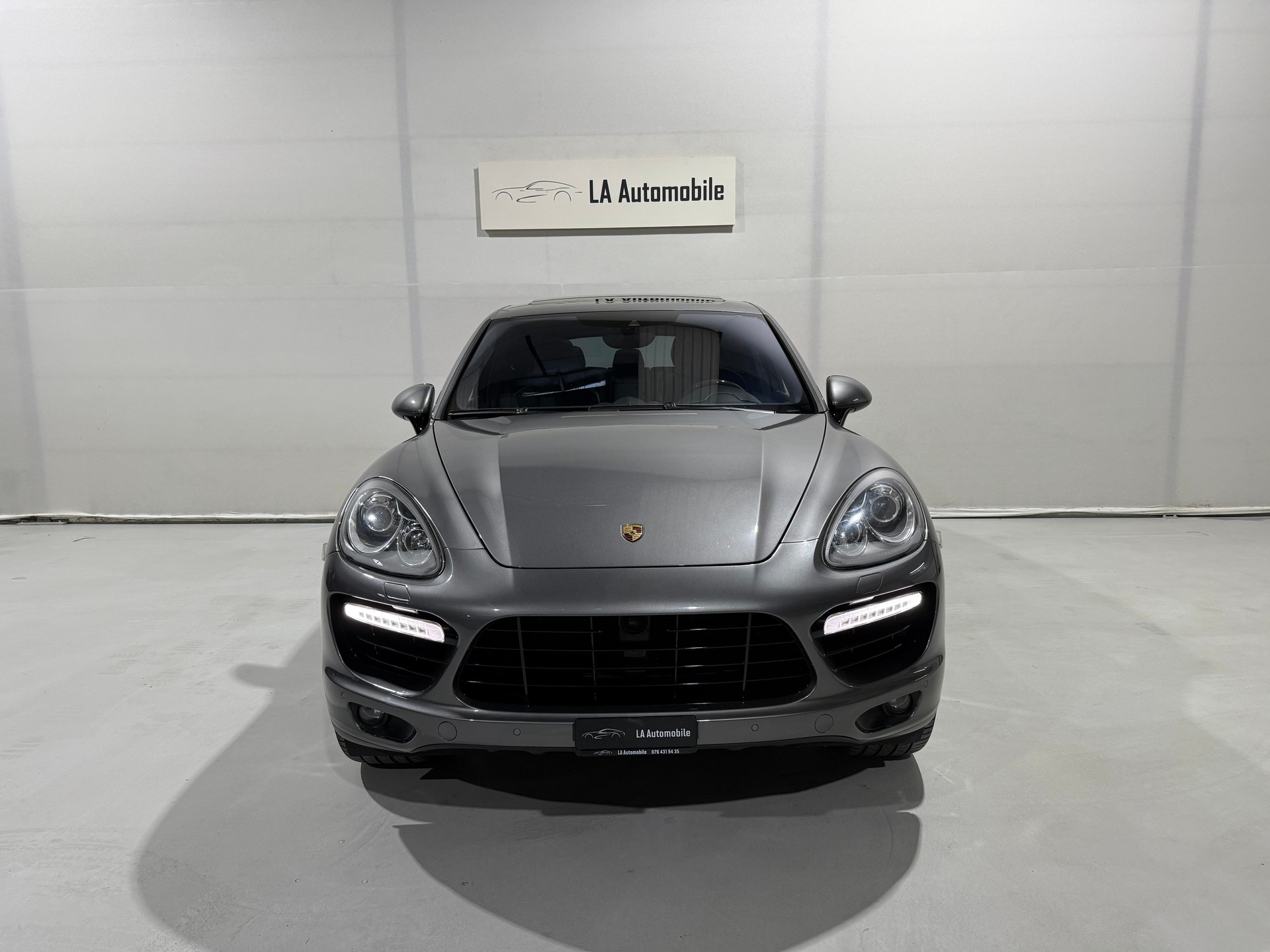 PORSCHE Cayenne Turbo S-image-3