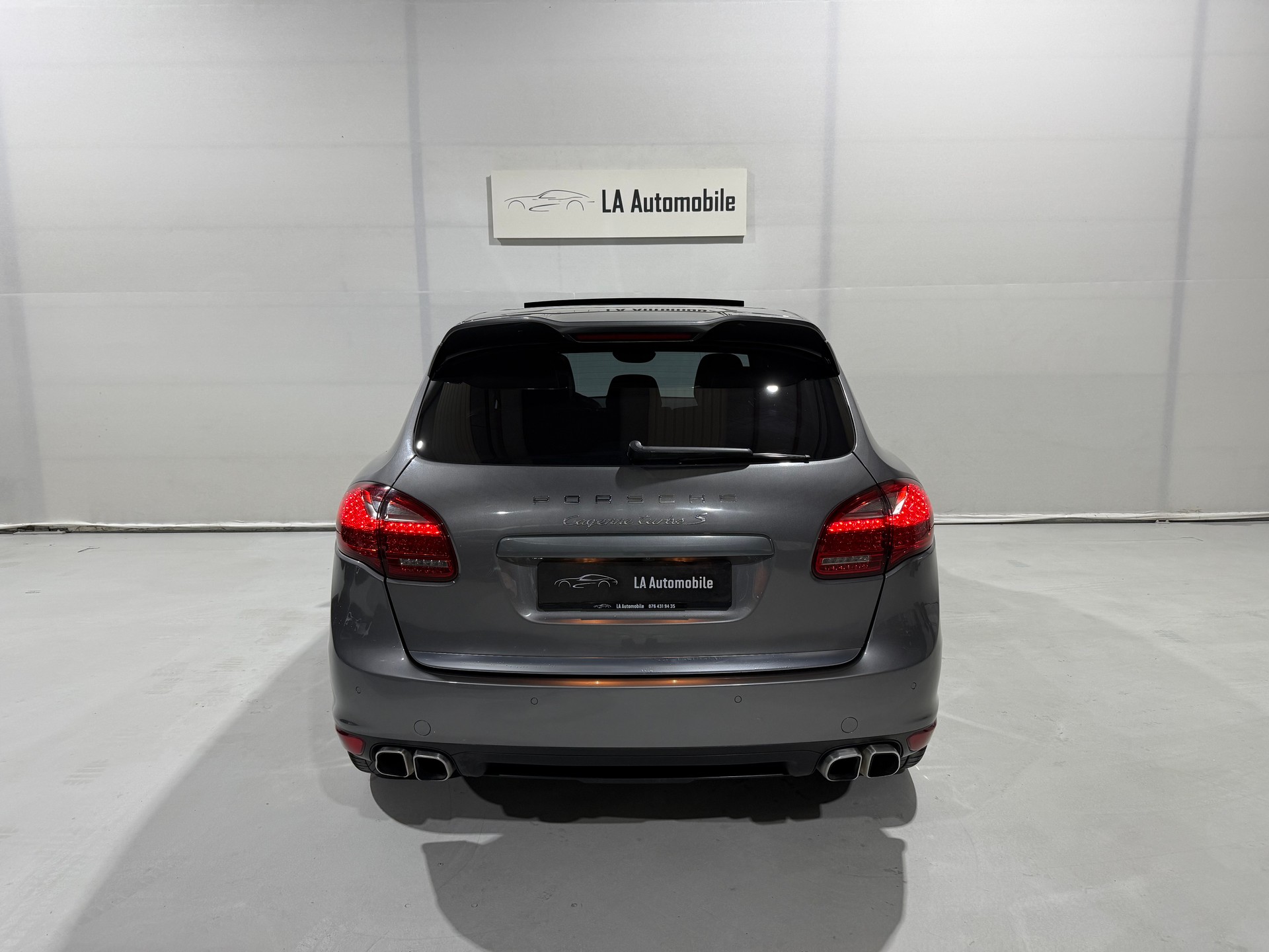 PORSCHE Cayenne Turbo S-image-7