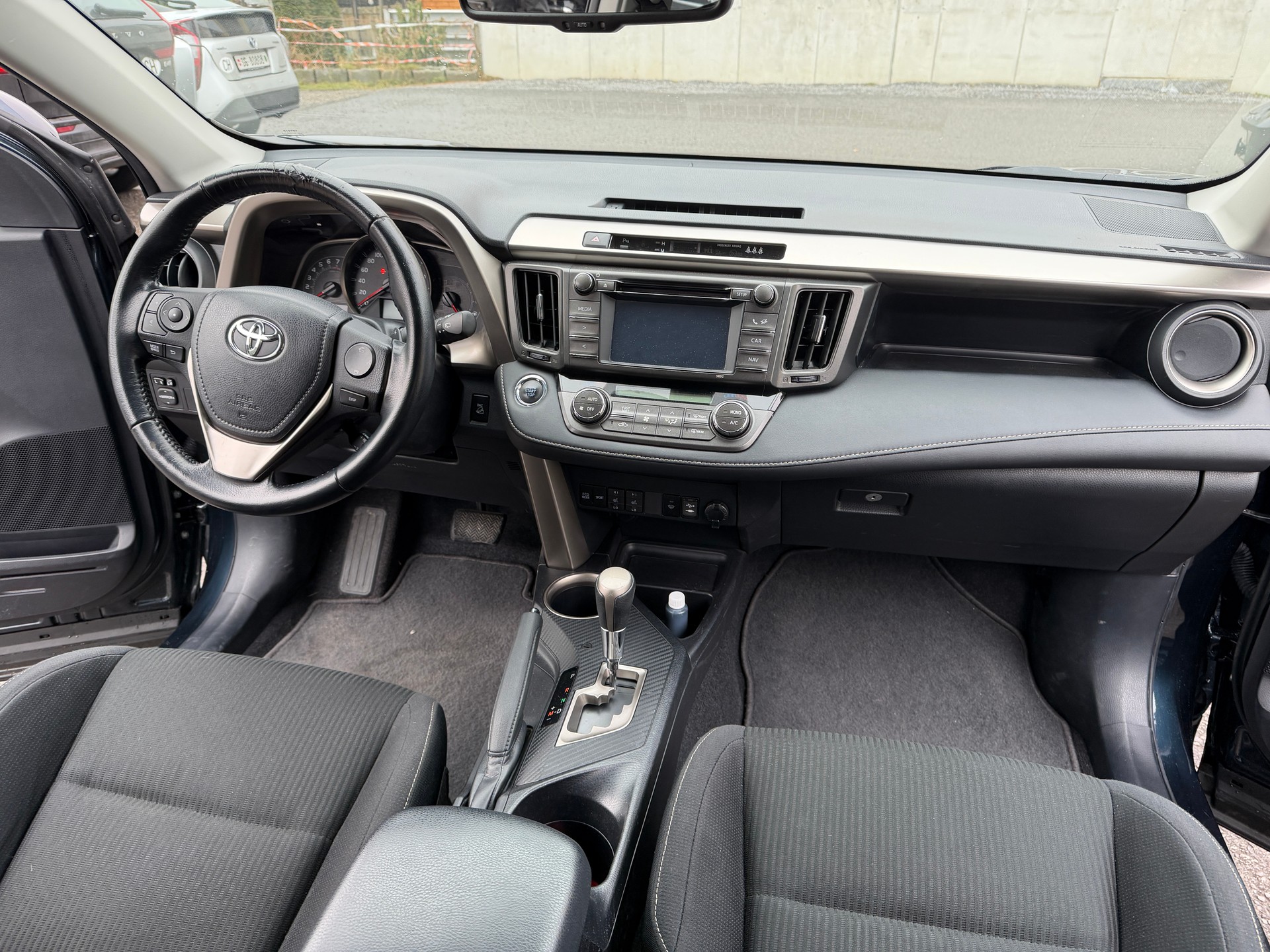 TOYOTA RAV-4 2.0 16V Style Multidrive S-image-5