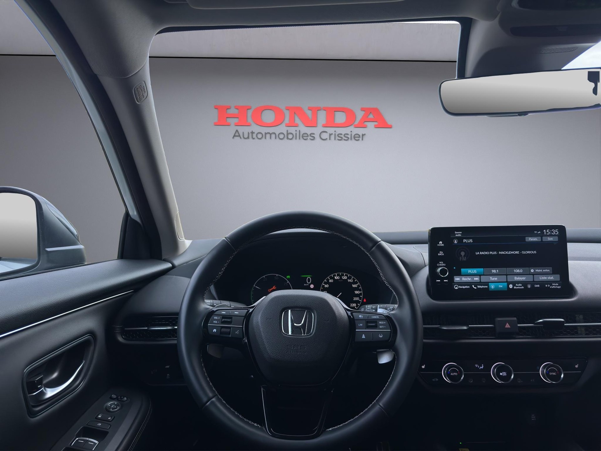 HONDA ZR-V 2.0 i-MMD Sport-image-9