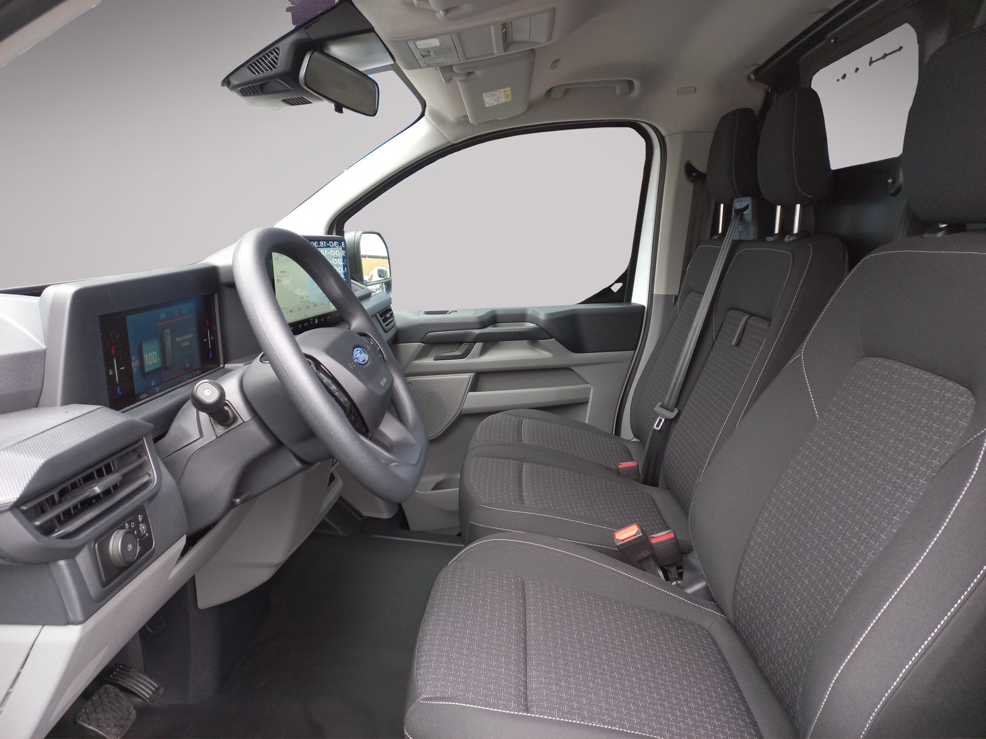 FORD Transit Custom Van 320 L1H1 65kWh Trend-image-6
