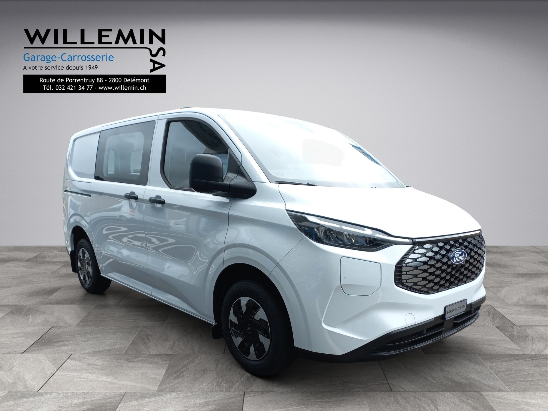 FORD Transit Custom Van 320 L1H1 65kWh Trend-image-3
