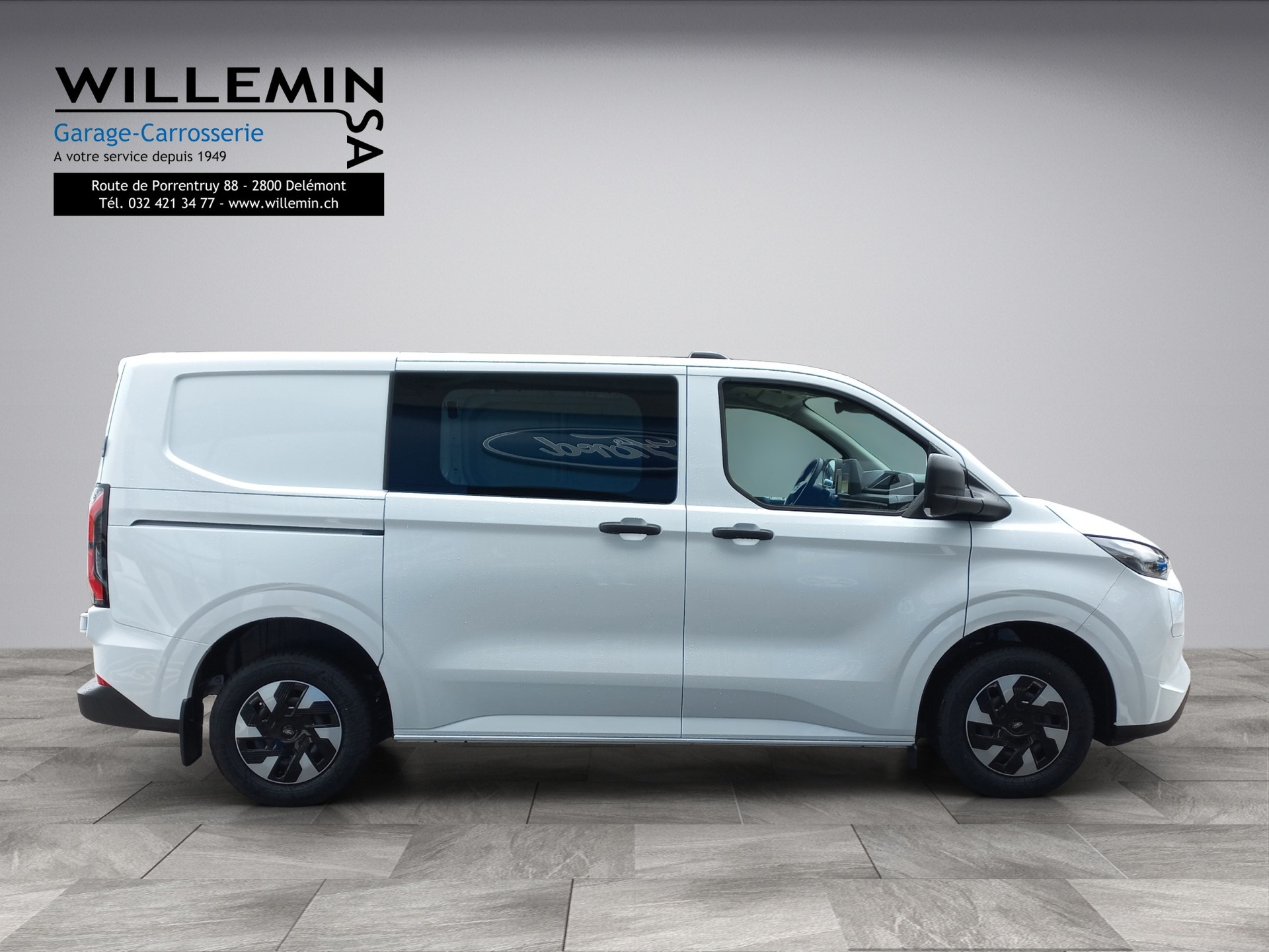 FORD Transit Custom Van 320 L1H1 65kWh Trend-image-2