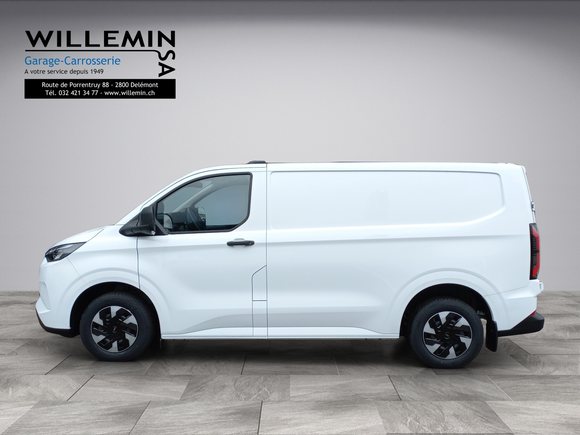 FORD Transit Custom Van 320 L1H1 65kWh Trend-image-4
