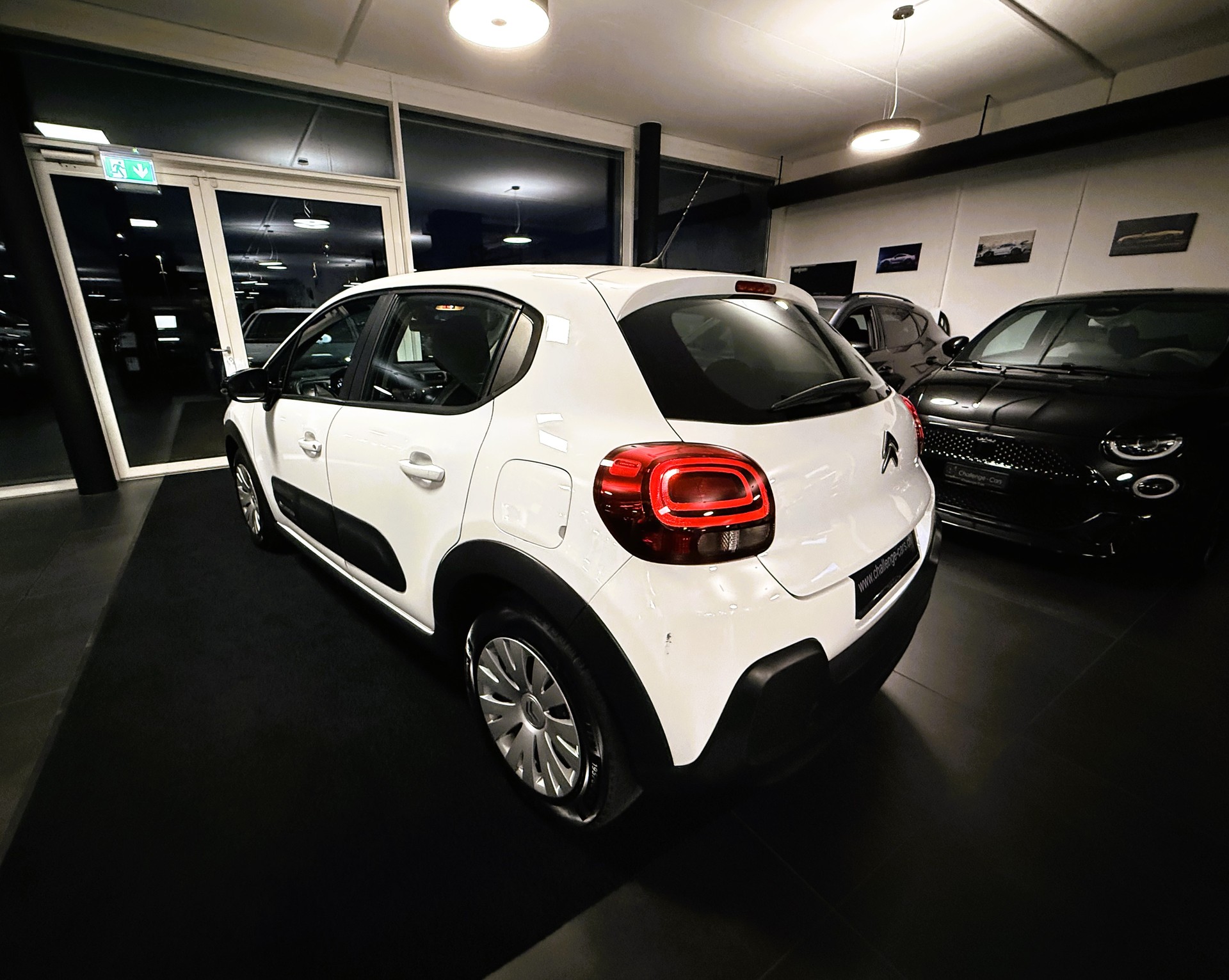 CITROEN C3 1.2i Swiss Edition EAT6-image-2