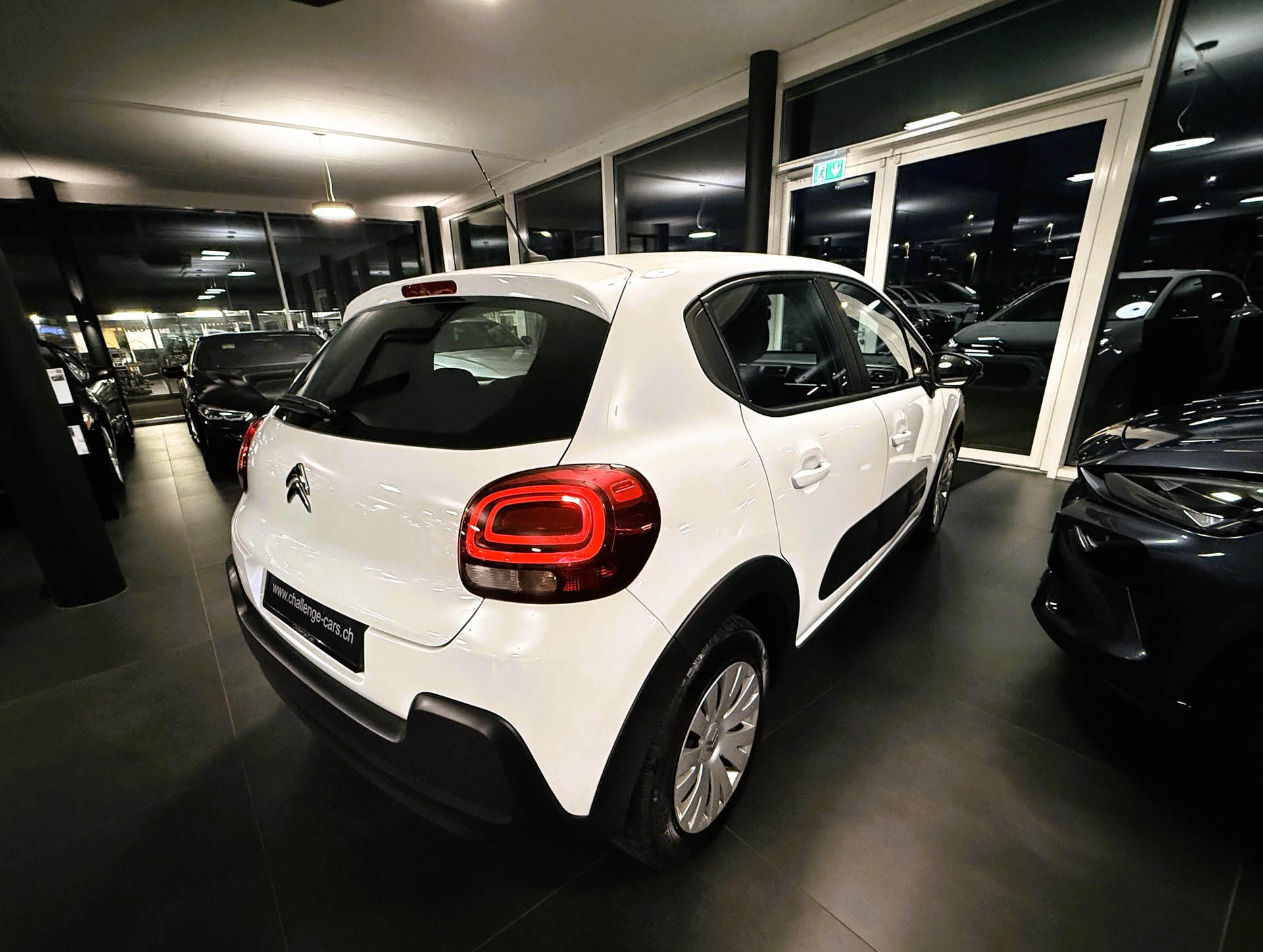 CITROEN C3 1.2i Swiss Edition EAT6-image-4
