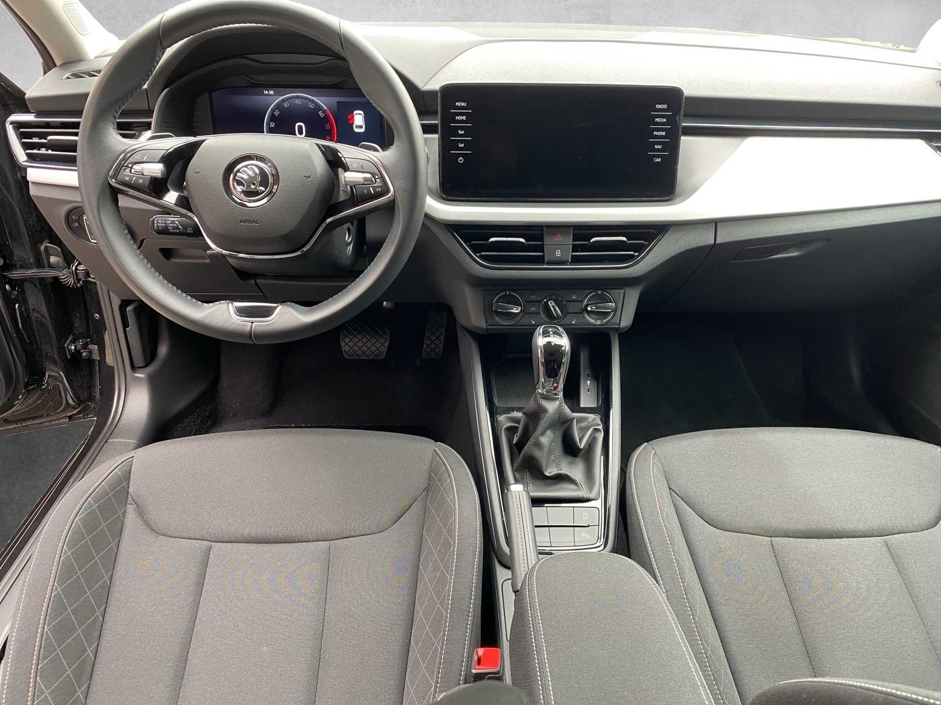 SKODA Scala 1.0 TSI Ambition DSG-image-7
