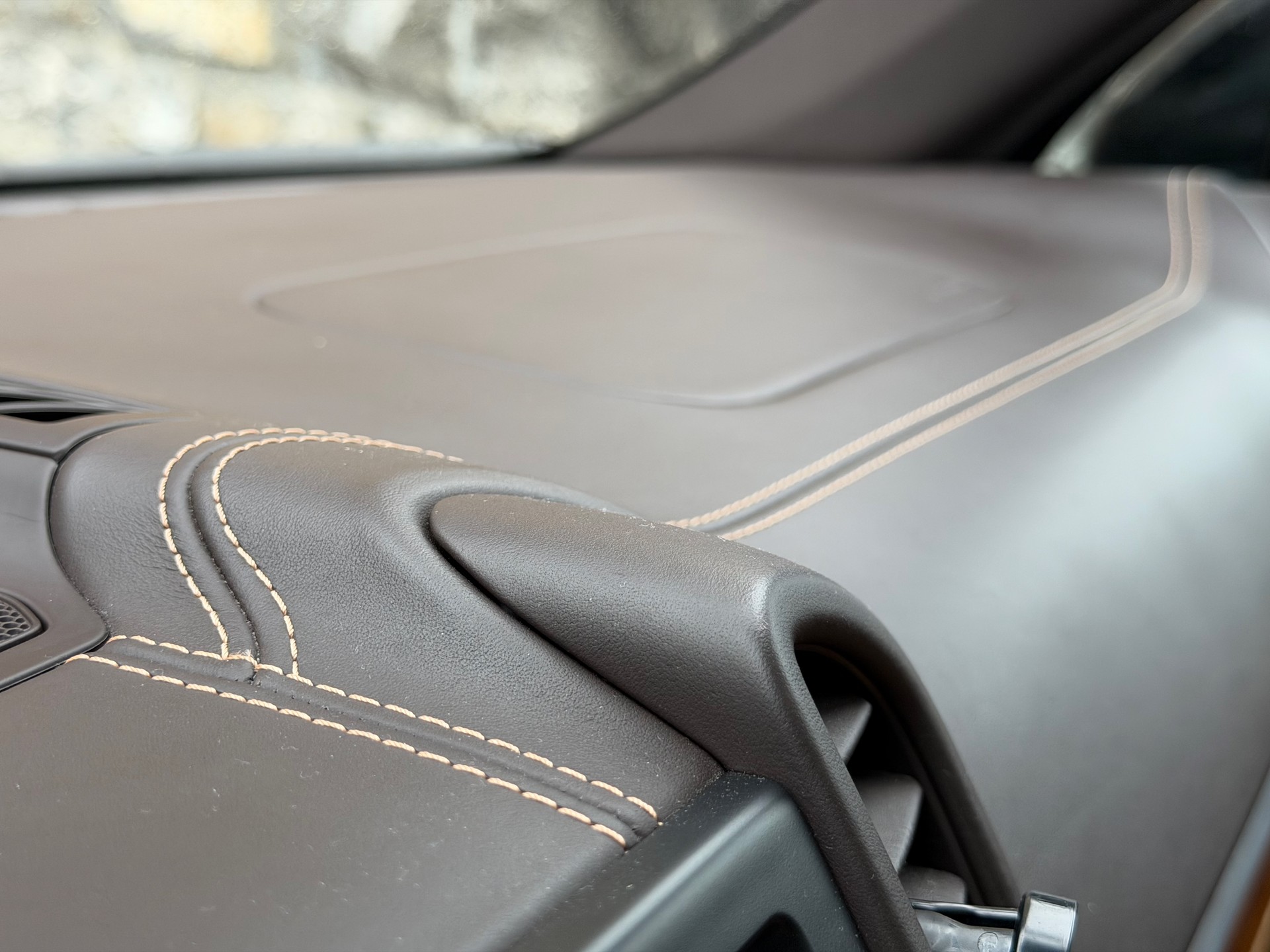PORSCHE Cayenne S E-Hybrid-image-5