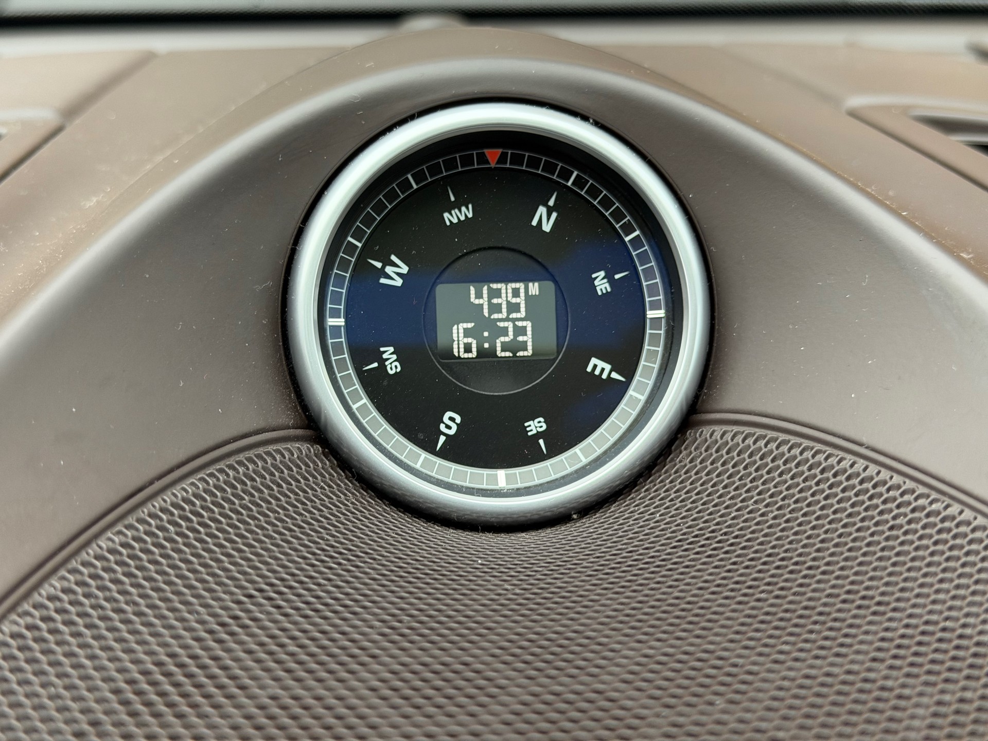 PORSCHE Cayenne S E-Hybrid-image-7