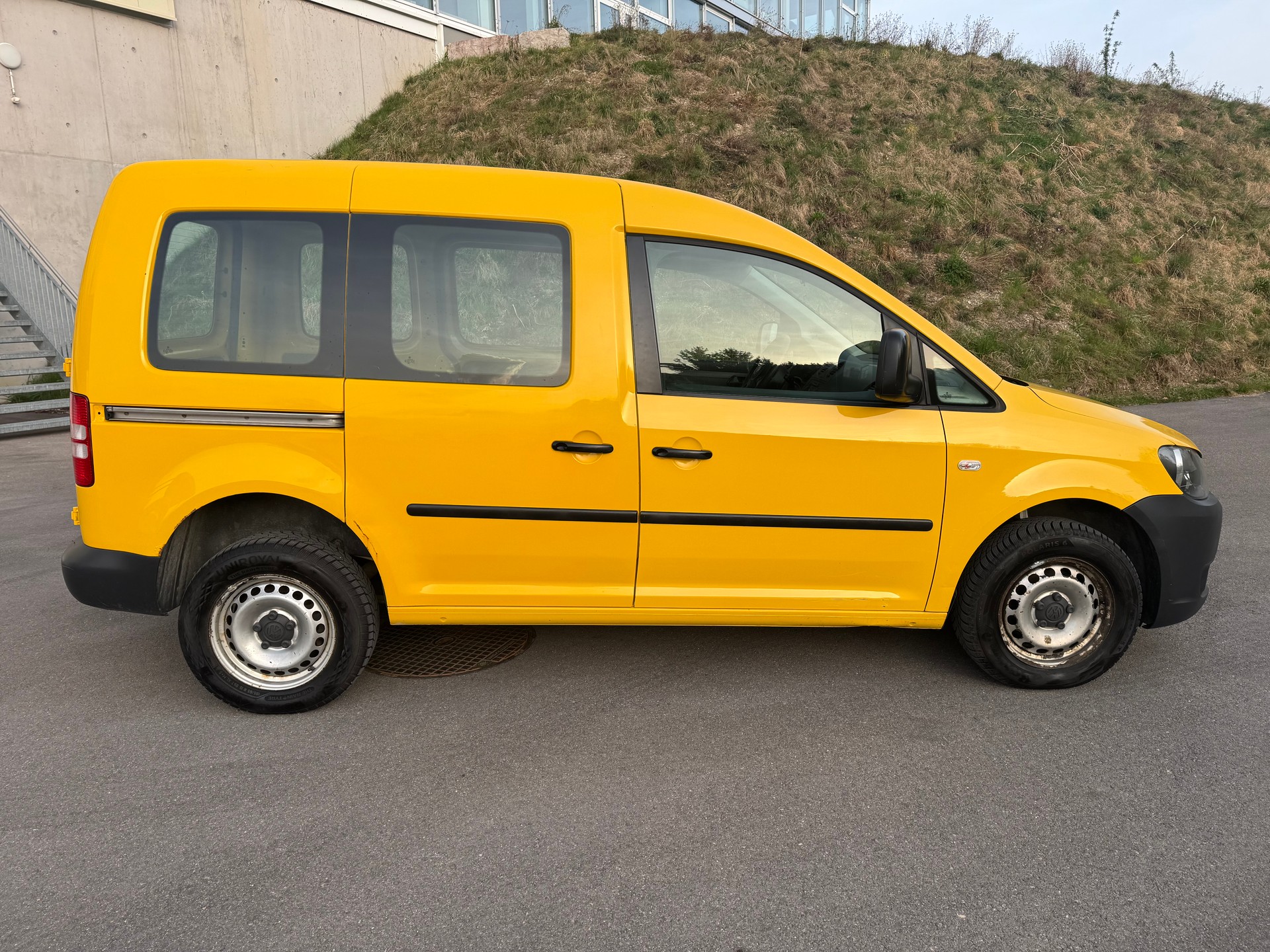 VW Caddy 2.0 TDI 4Motion-image-5