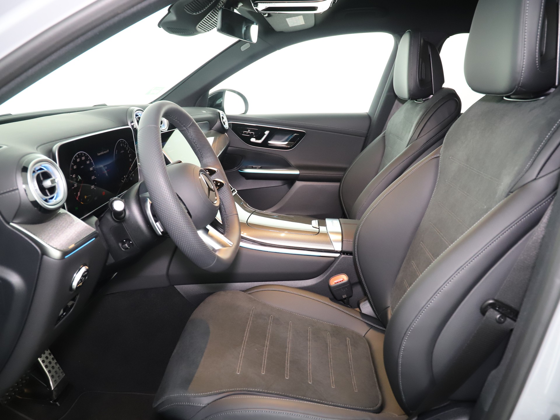 MERCEDES-BENZ GLC 300 e 4M EQ Star-image-9
