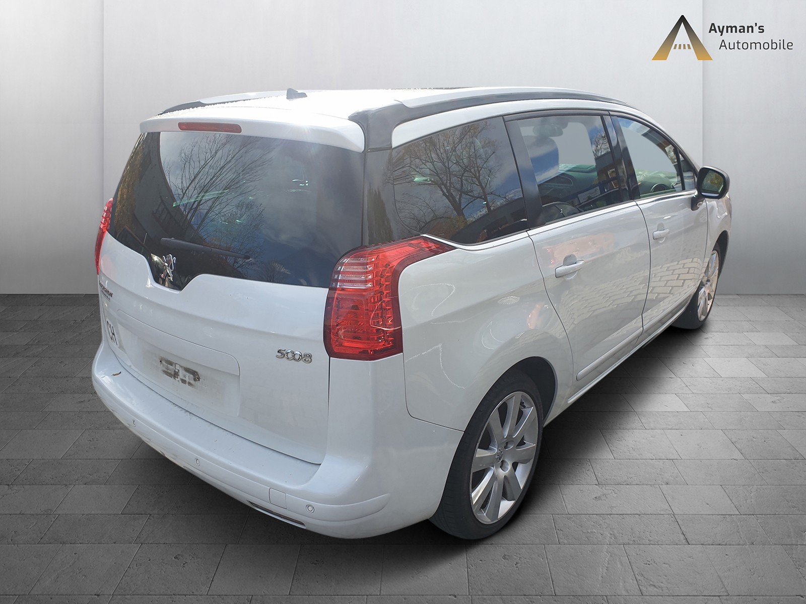 PEUGEOT 5008 1.6 16V T Sport Pack-image-2