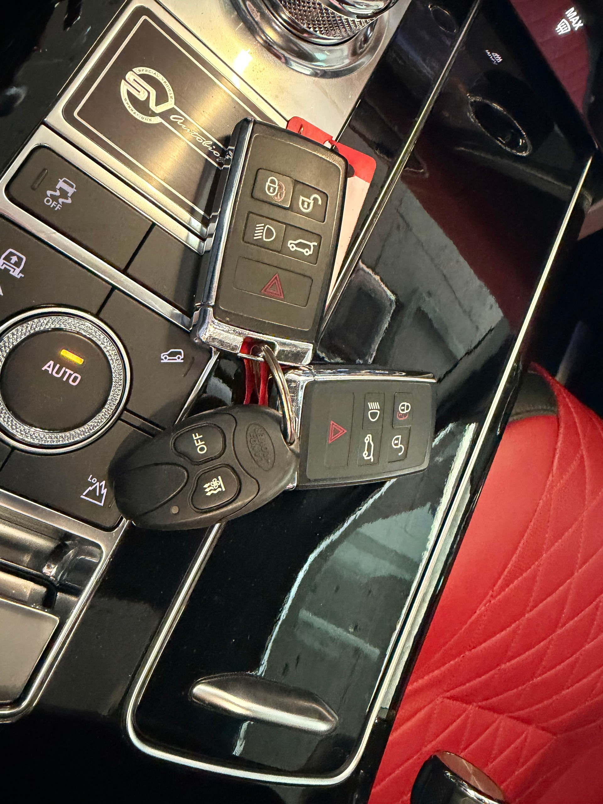 LAND ROVER Range Rover 5.0 V8 566PS 4X4 S/C SV SPECIAL VEHICLE AUTOBIOGRAPHY AB Dynamic Automatic-image-20