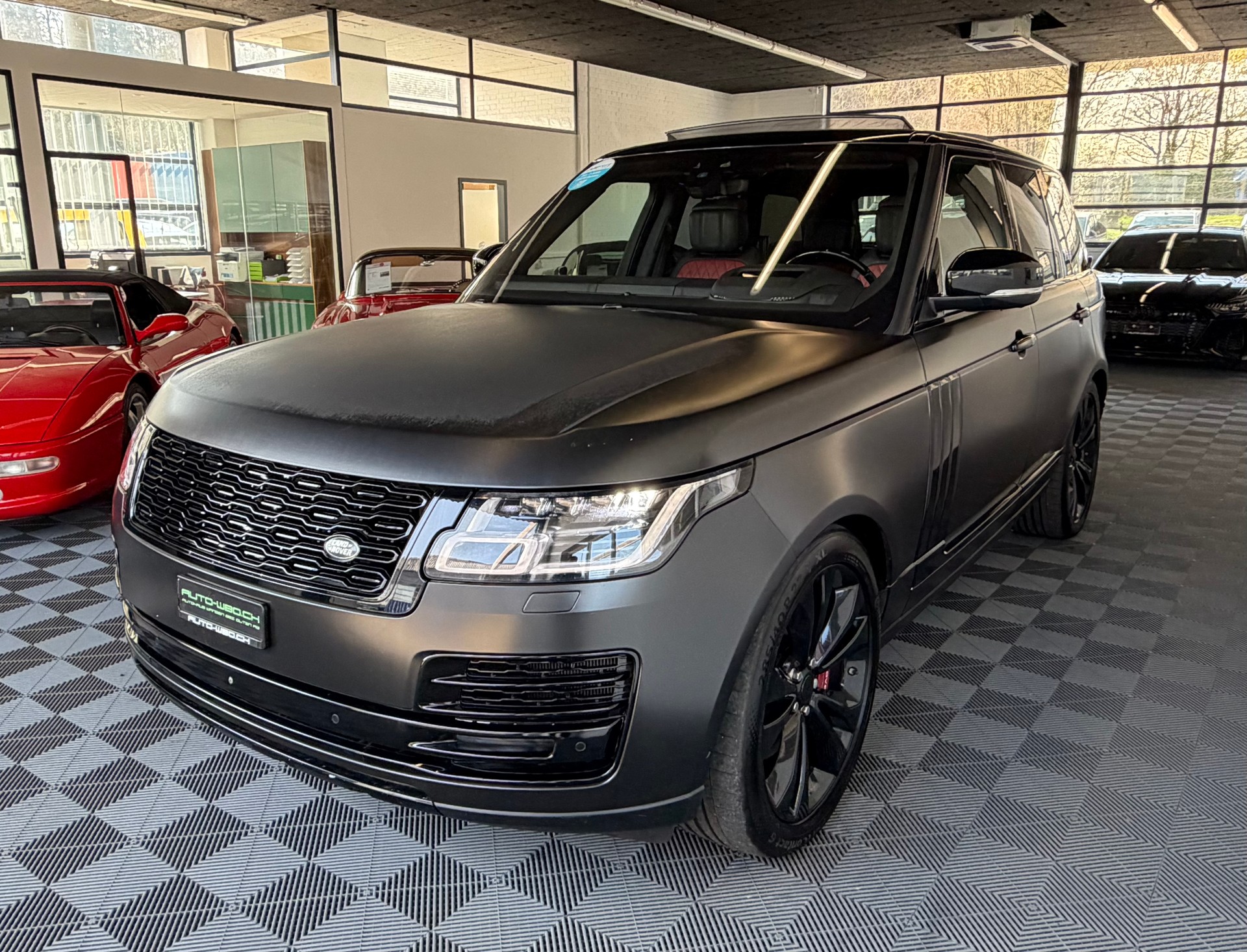 LAND ROVER Range Rover 5.0 V8 566PS 4X4 S/C SV SPECIAL VEHICLE AUTOBIOGRAPHY AB Dynamic Automatic-image-5