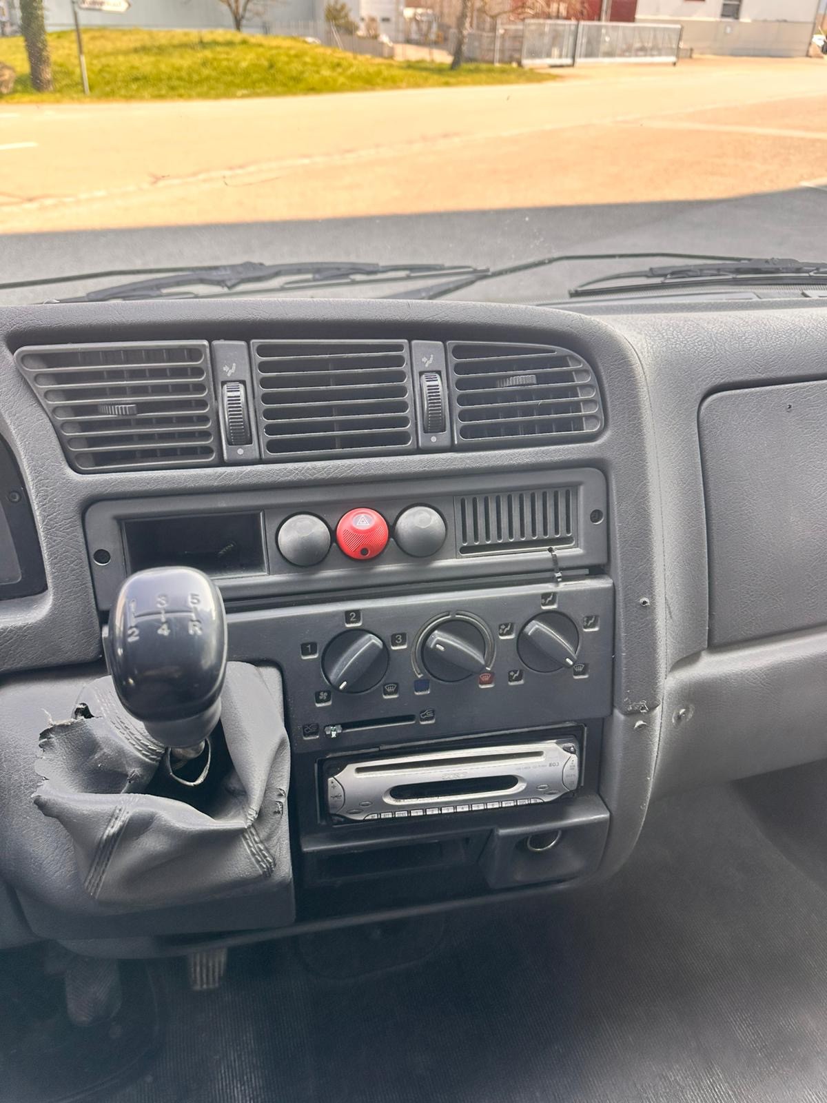 PEUGEOT Boxer 2.5 TED 14 Q-image-9