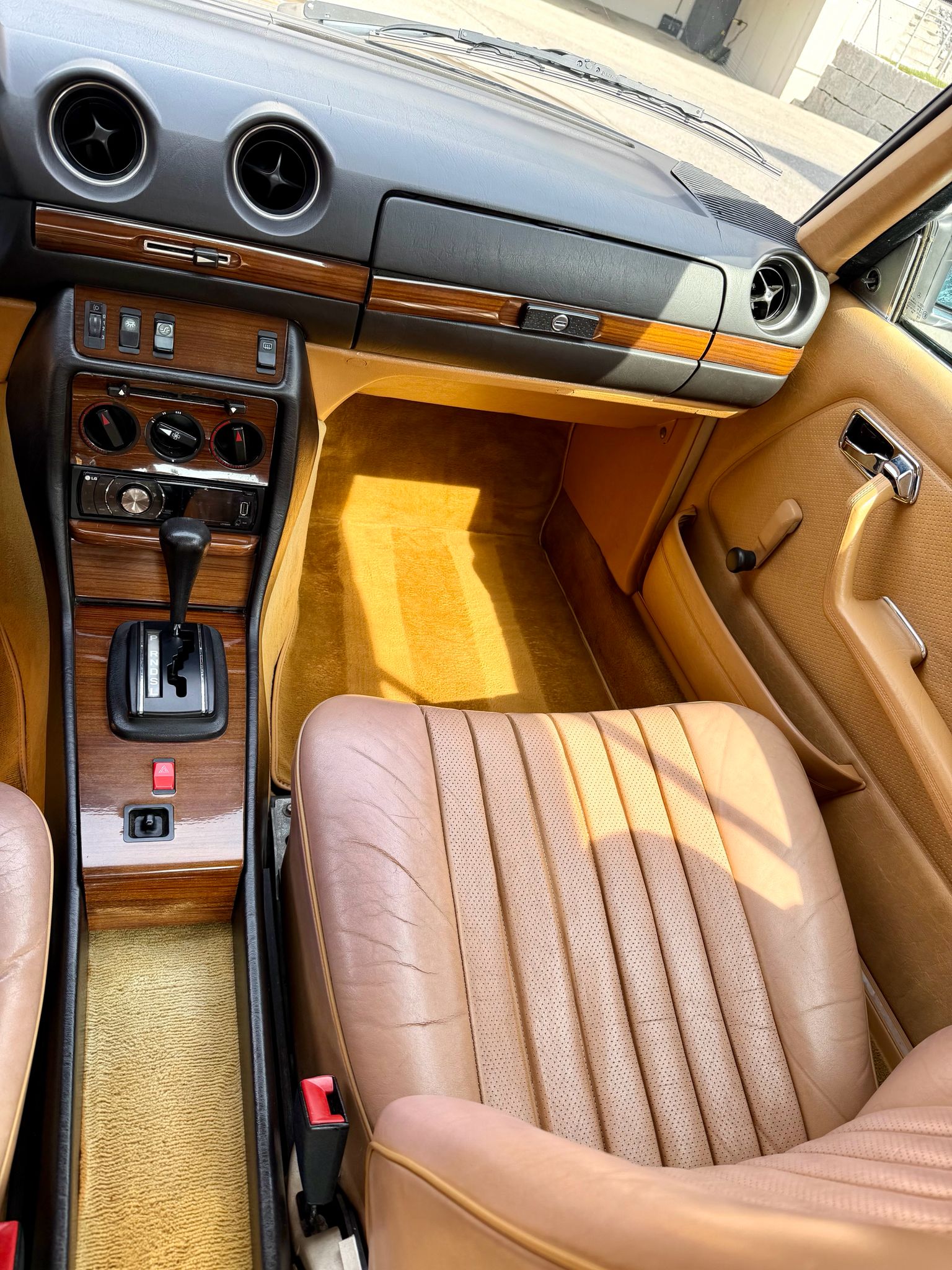 MERCEDES-BENZ 280 CE Automatic-image-11