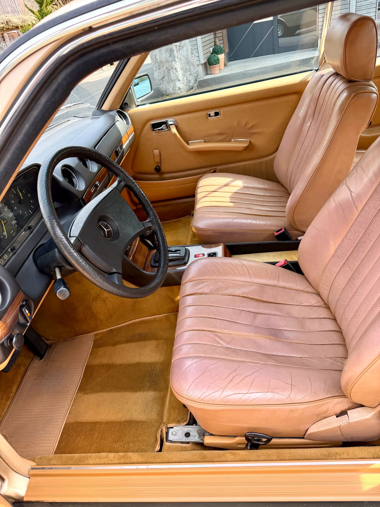 MERCEDES-BENZ 280 CE Automatic-image-9