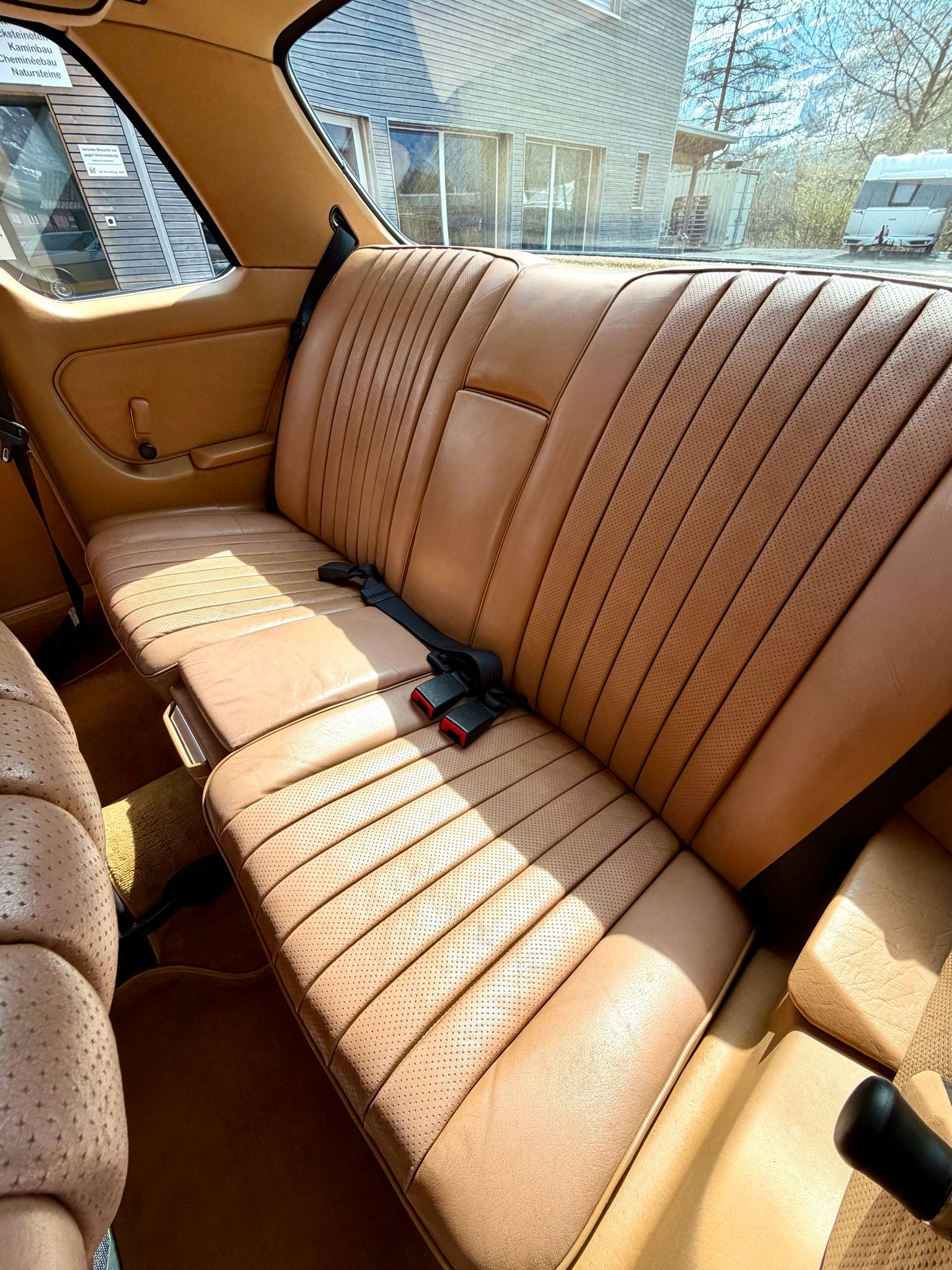 MERCEDES-BENZ 280 CE Automatic-image-10