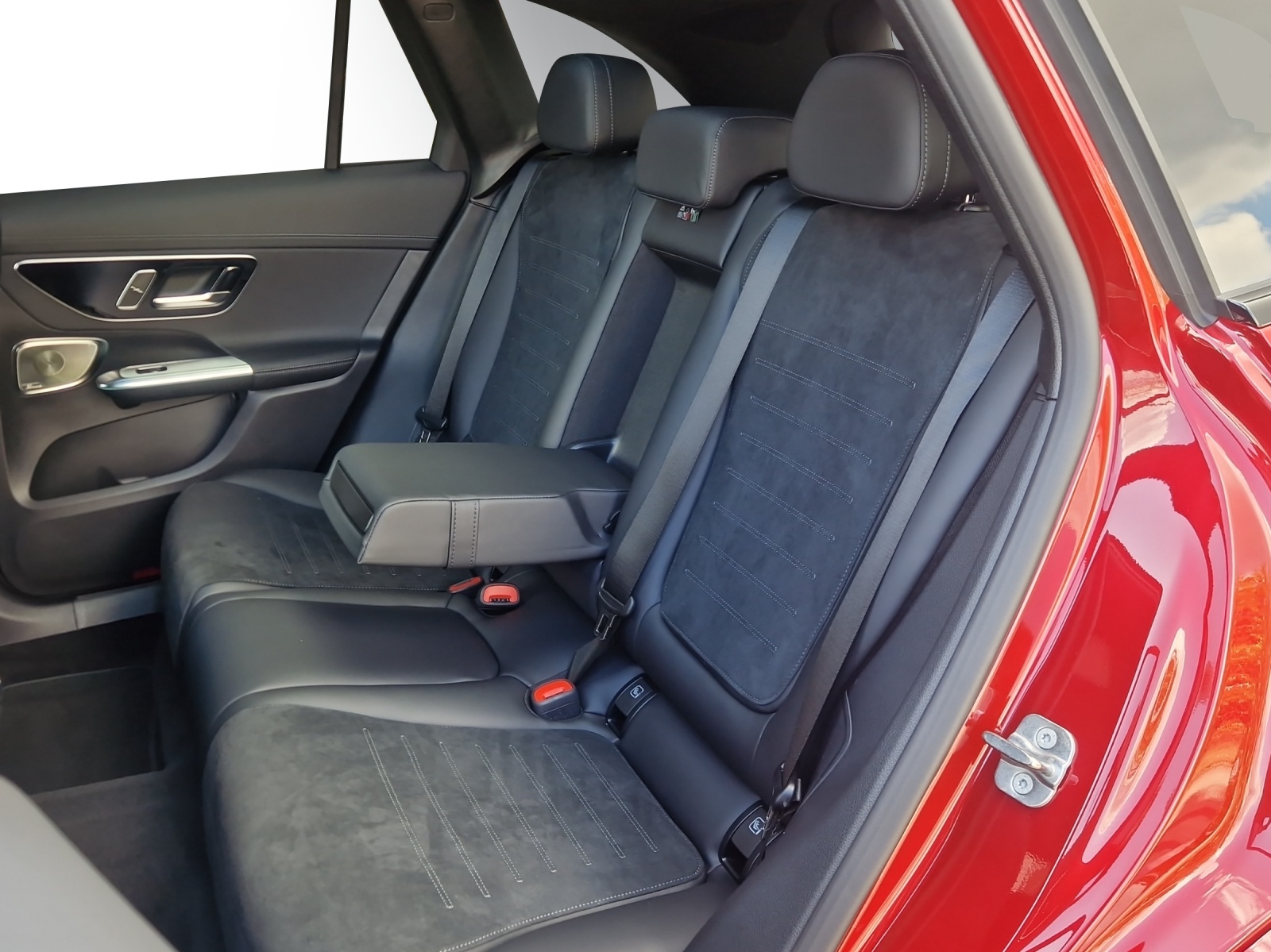 Image MERCEDES-BENZ GLC-400 GLC 400 e 4Matic EQ Star 9G-Tronic