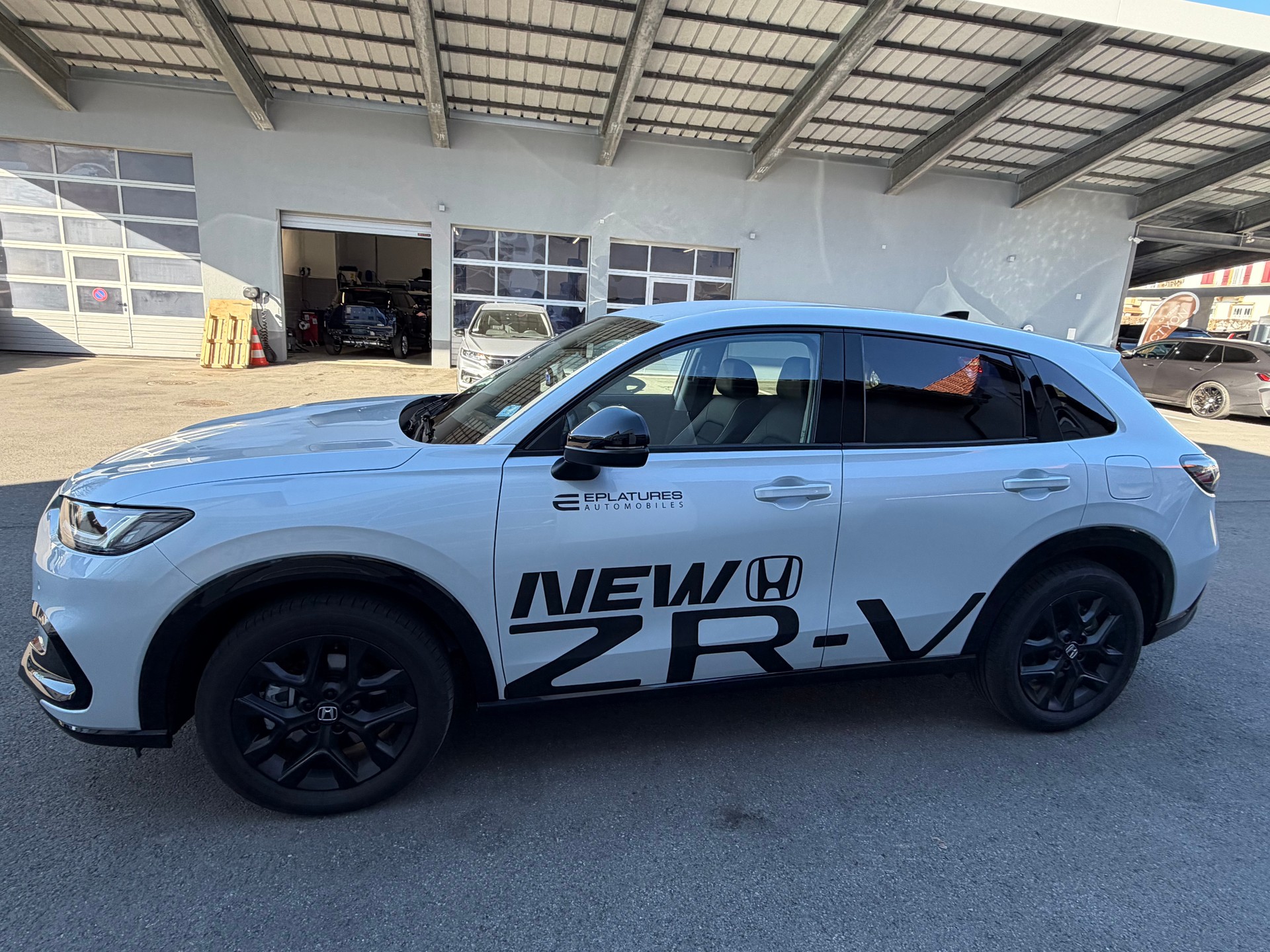 HONDA ZR-V 2.0i MMD Hybrid Sport Automatic-image-6