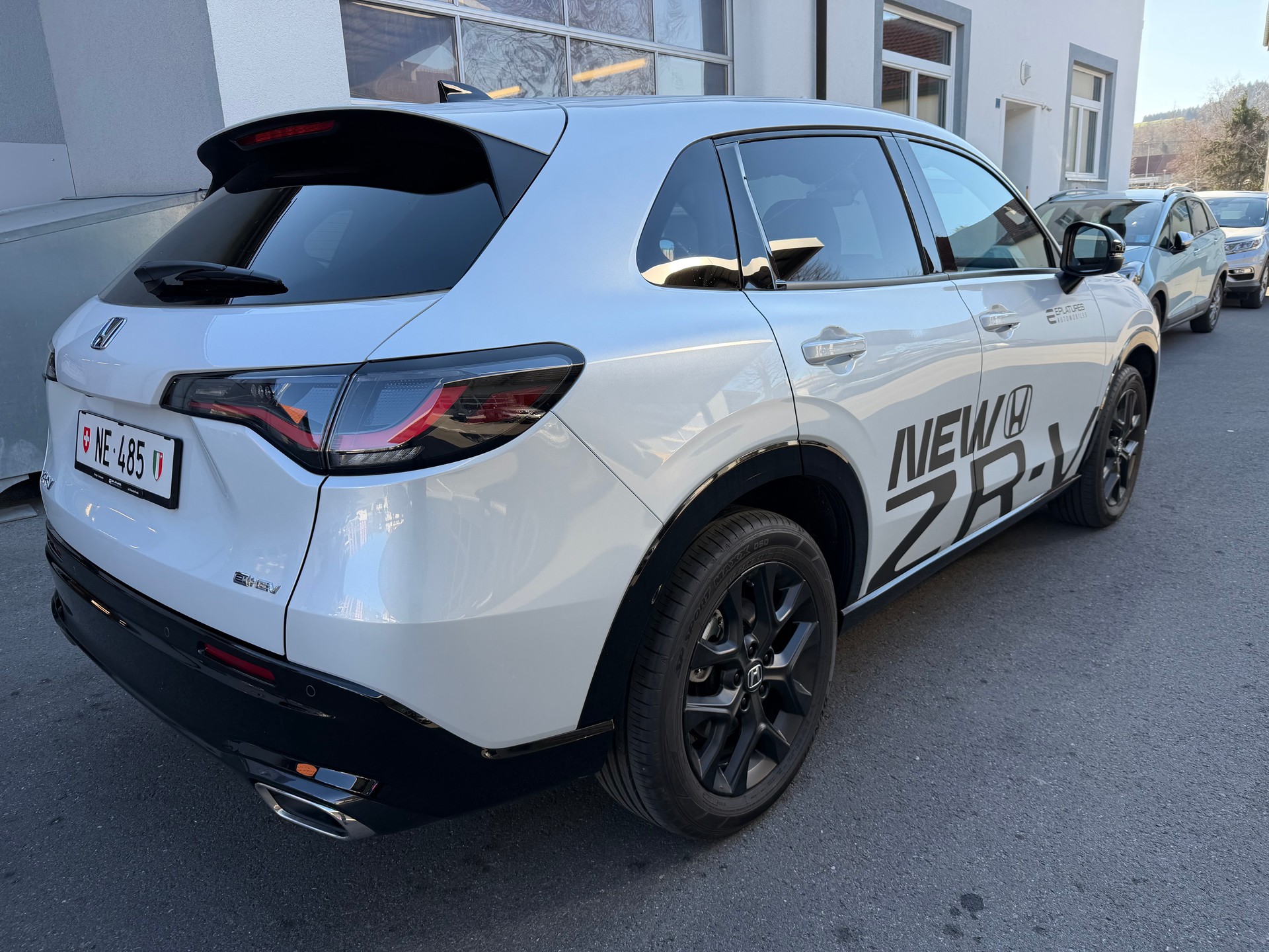 HONDA ZR-V 2.0i MMD Hybrid Sport Automatic-image-2