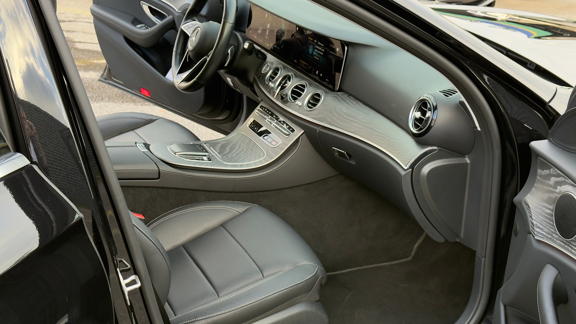 MERCEDES-BENZ E 200 4Matic Avantgarde 9G-Tronic-image-8