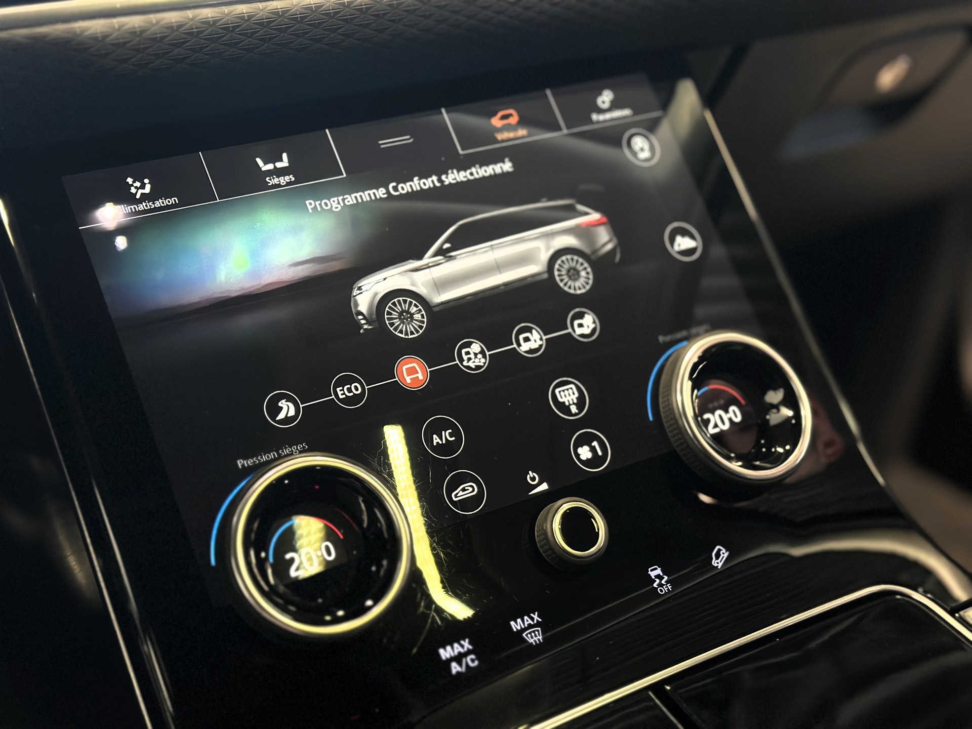 LAND ROVER Range Rover Velar P 250 Automatic-image-13