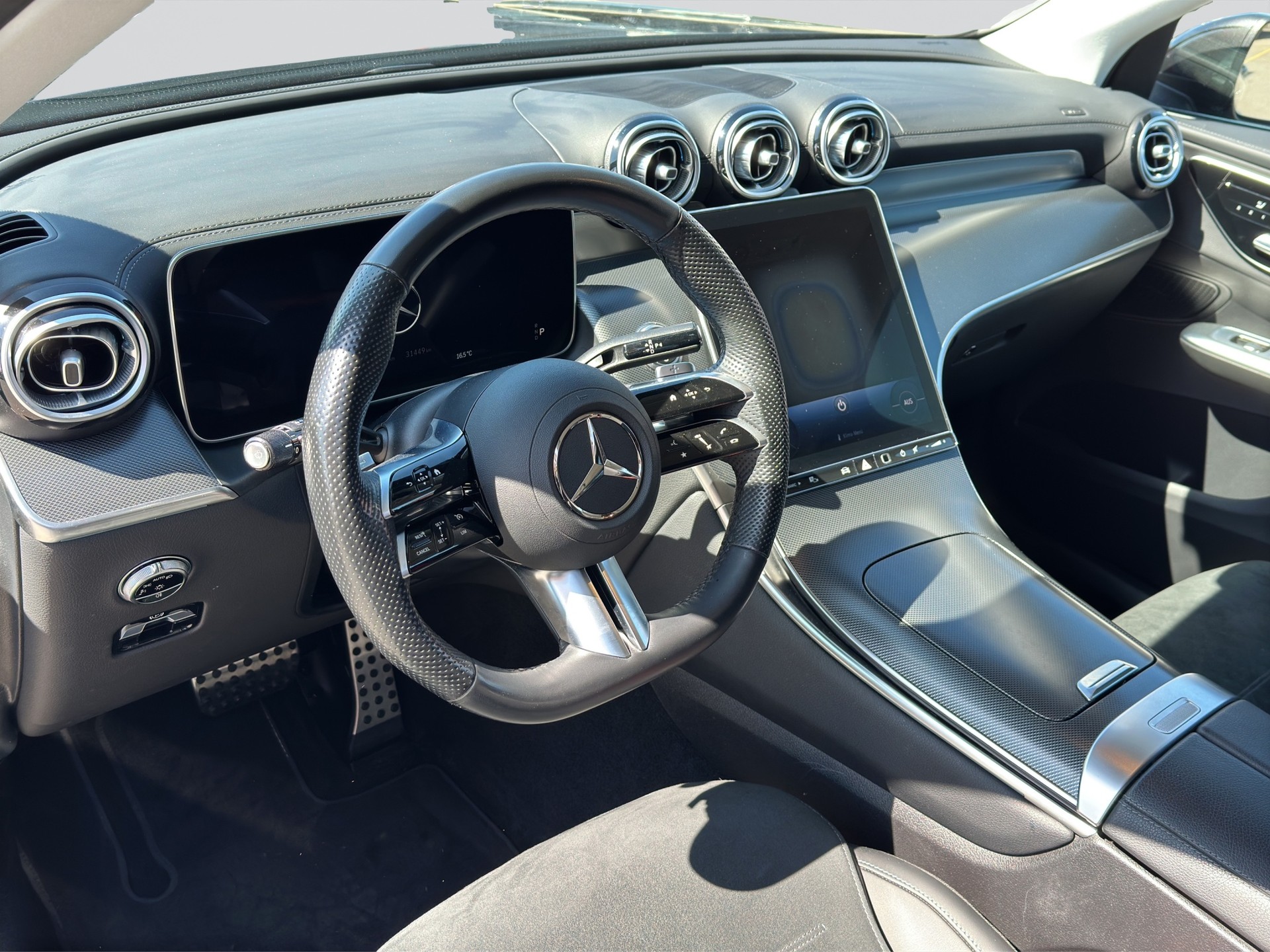 MERCEDES-BENZ GLC 220 d 4Matic AMG Night 9G-Tronic-image-6