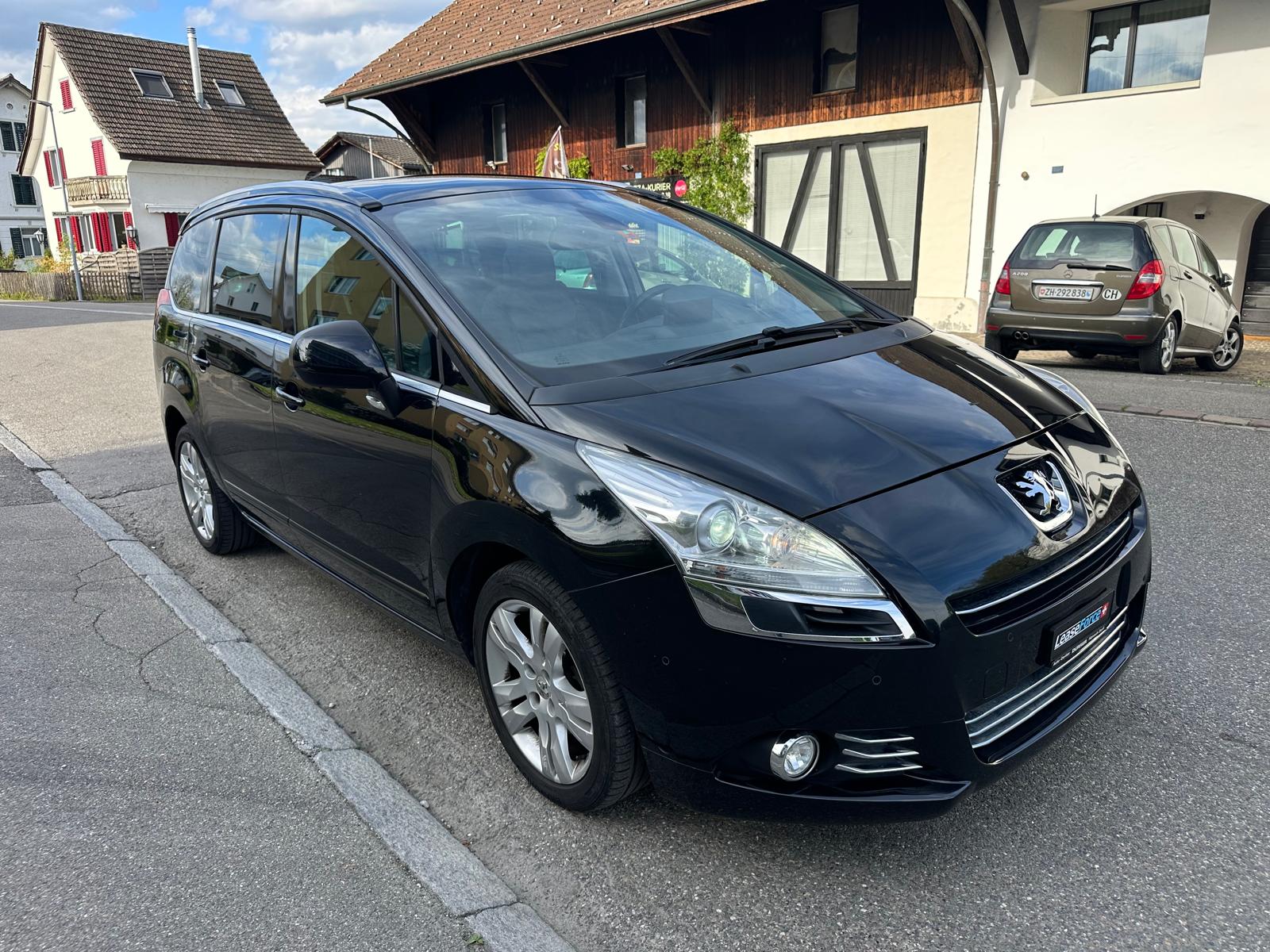 PEUGEOT 5008 1.6 16V T Sport Pack Automatic-image-2