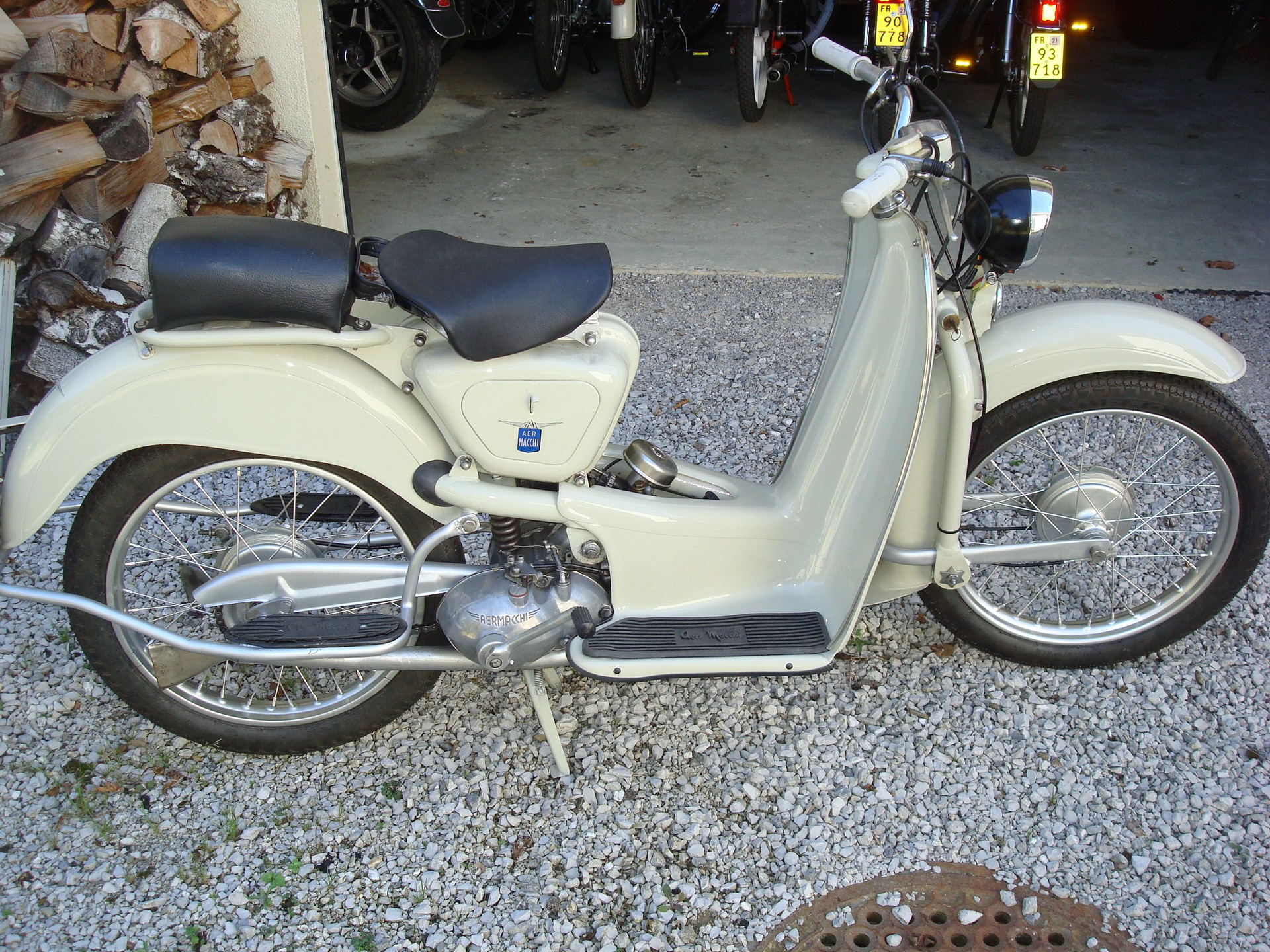 AERMACCHI GHILBI 125 UL-image-2