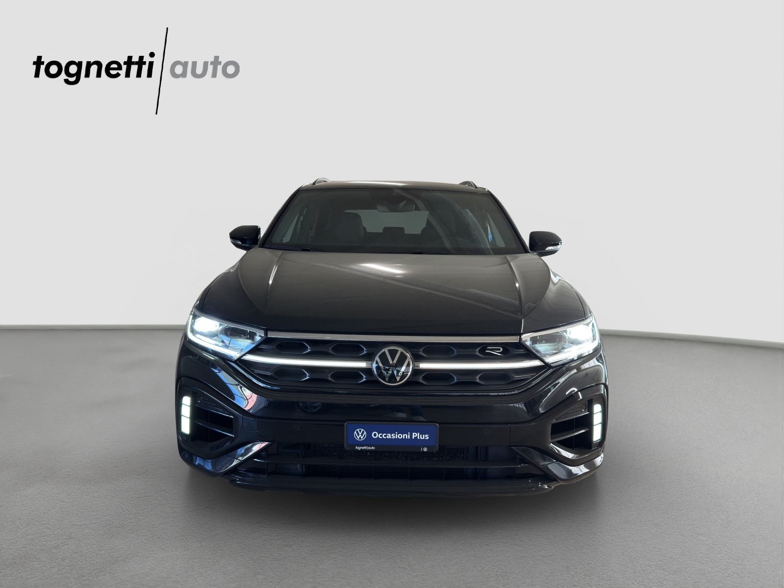 VW T-Roc 2.0 TSI R DSG 4Motion-image-5
