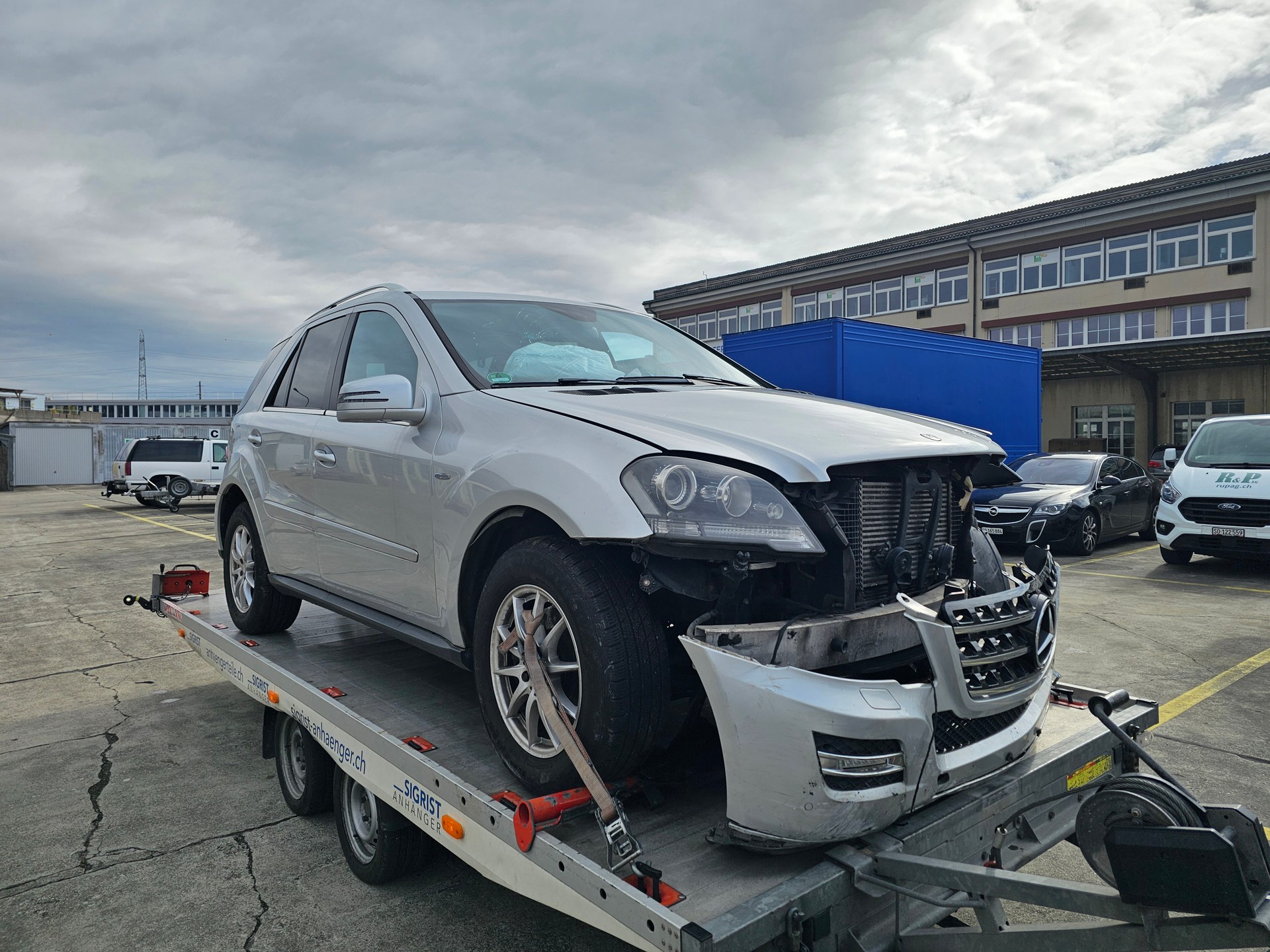 MERCEDES-BENZ ML 300 CDI Blue Eff. My Star 4Matic 7G-Tronic-image-5