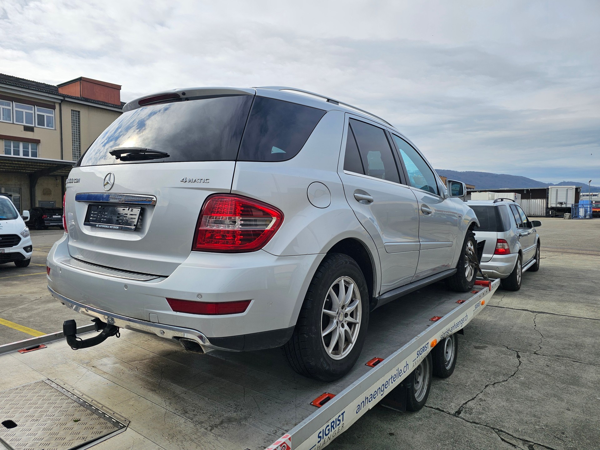 MERCEDES-BENZ ML 300 CDI Blue Eff. My Star 4Matic 7G-Tronic-image-4