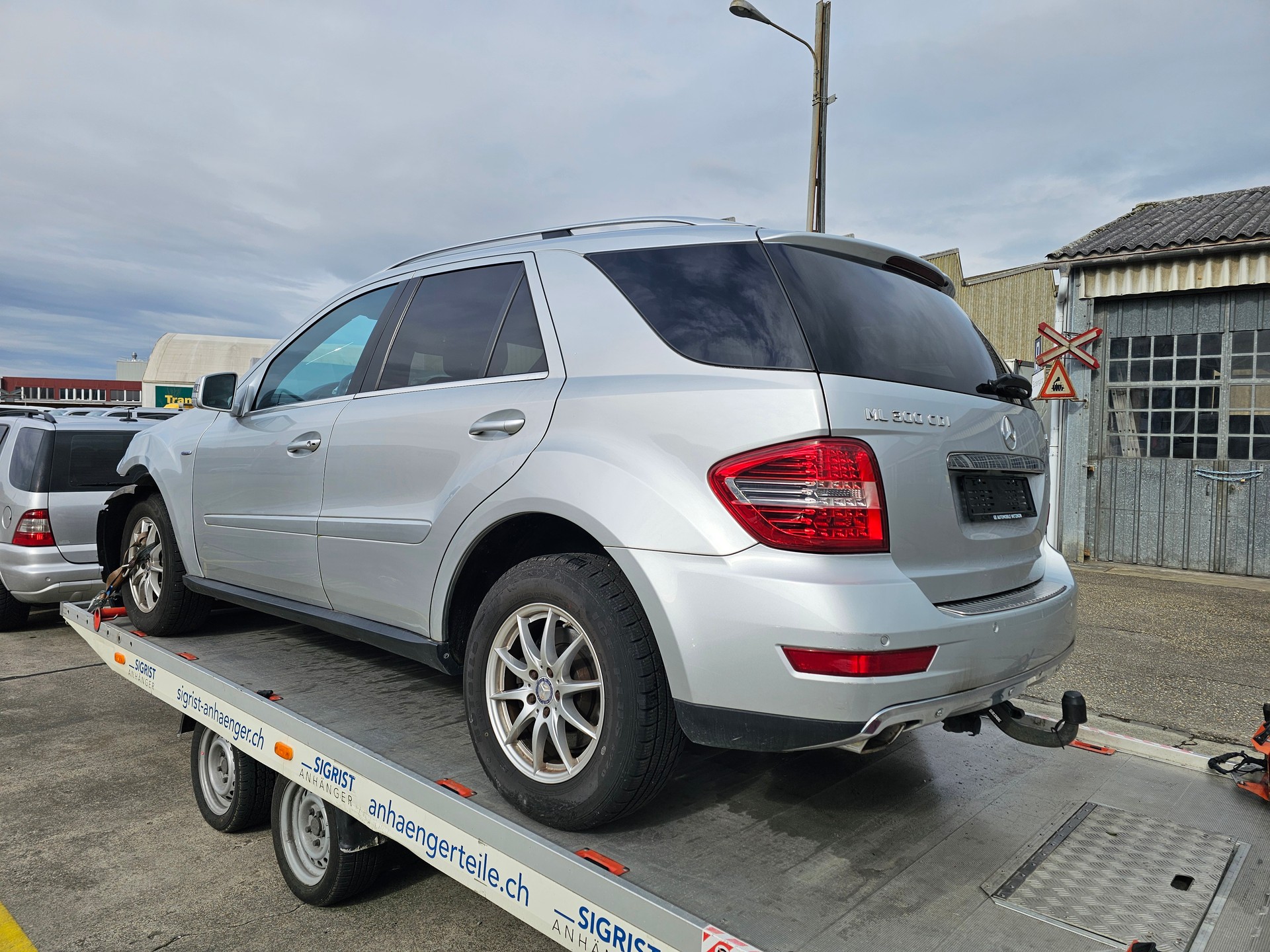 MERCEDES-BENZ ML 300 CDI Blue Eff. My Star 4Matic 7G-Tronic-image-2