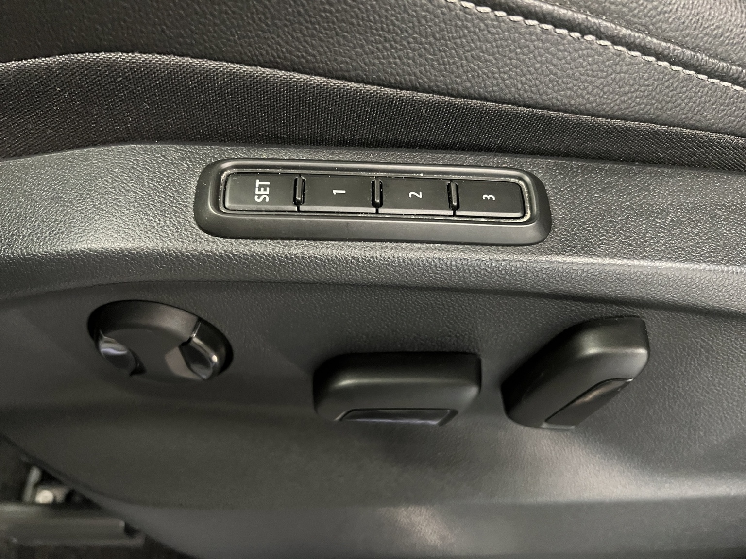 VW Tiguan 1.4TSI PHEV R-Line DSG-image-15