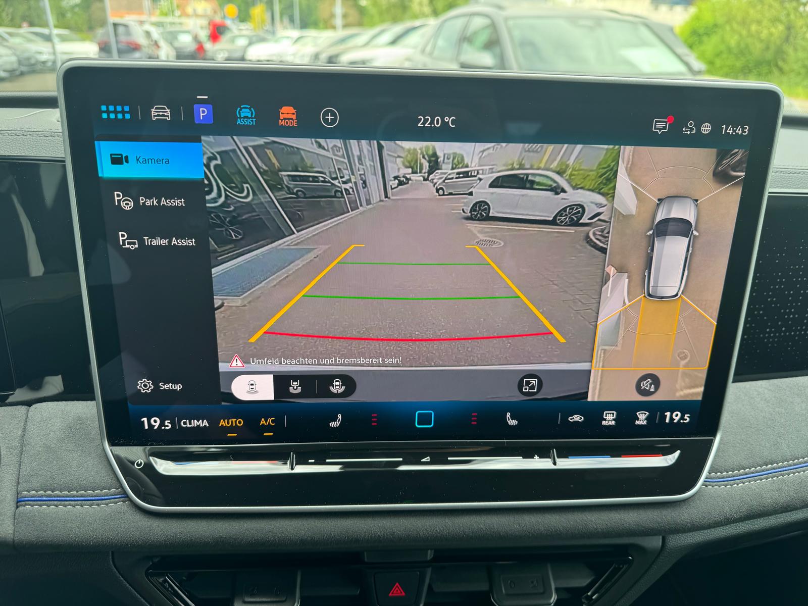 VW Tiguan 2.0 TSI DSG R-Line 4Motion-image-12