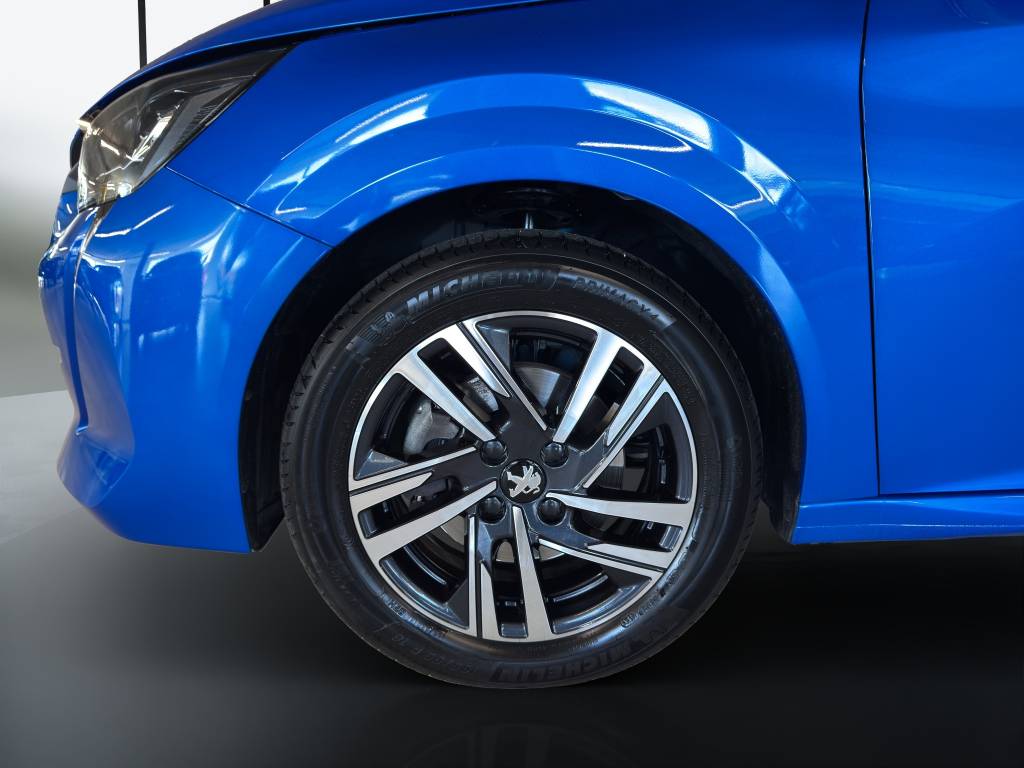 PEUGEOT 208 1.2 PureTech Allure Pack EAT8 //Pack drive assist plus/Sièges avant chauffants/GPS 3D/Dab+/Caméra recul-image-15