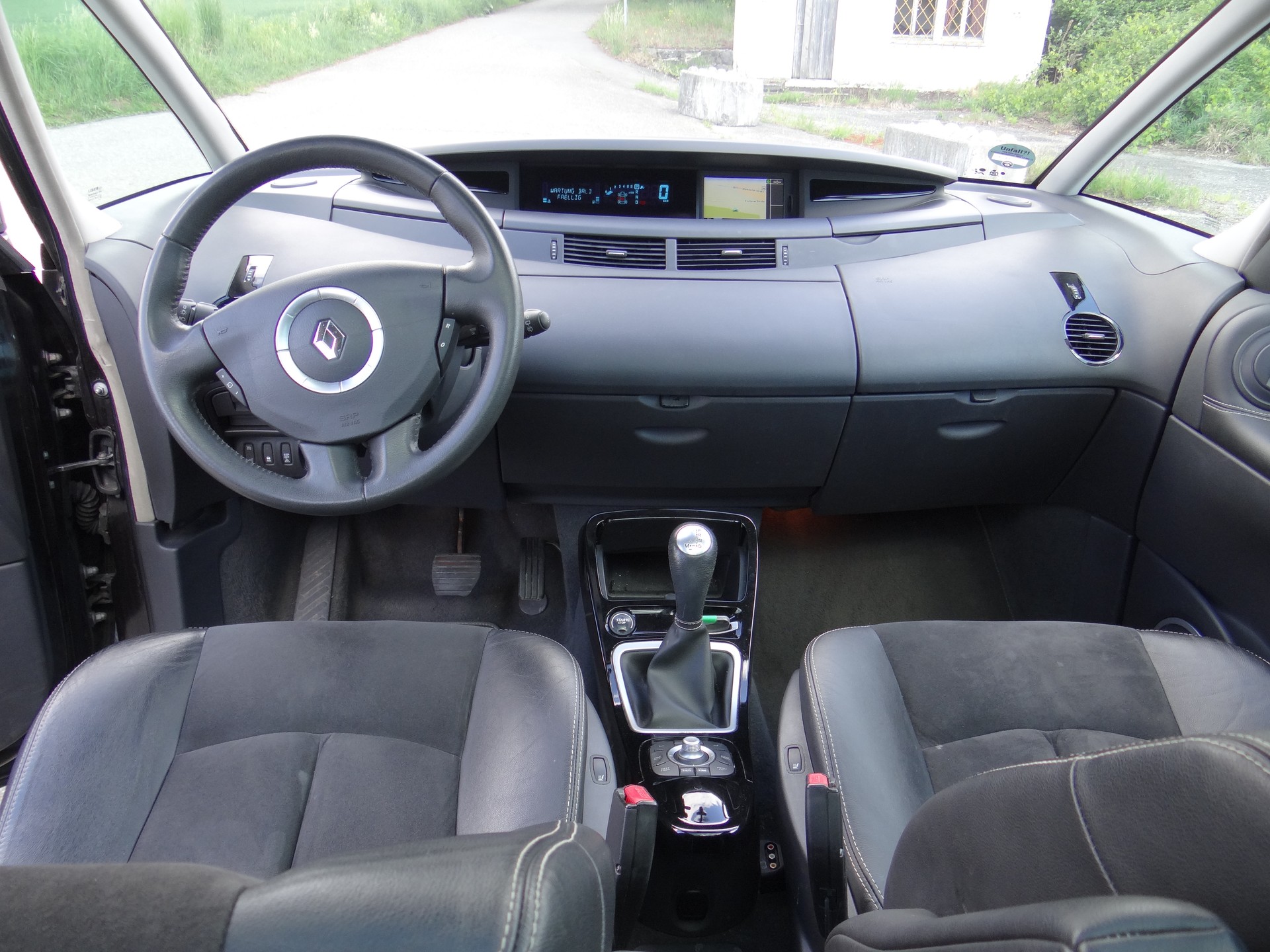 RENAULT Espace 2.0 dCi Initiale Automatic-image-7