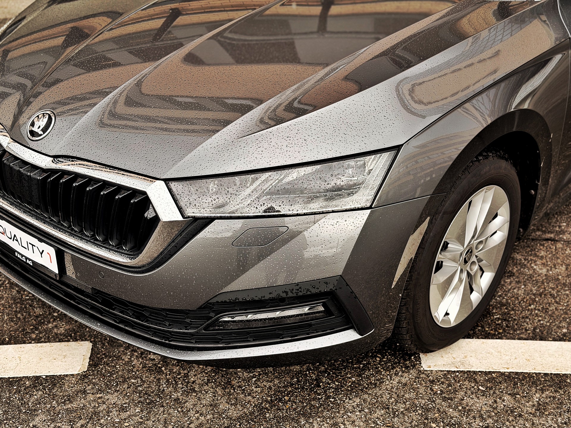 SKODA Octavia Combi 2.0 TDI DSG Ambition-image-5