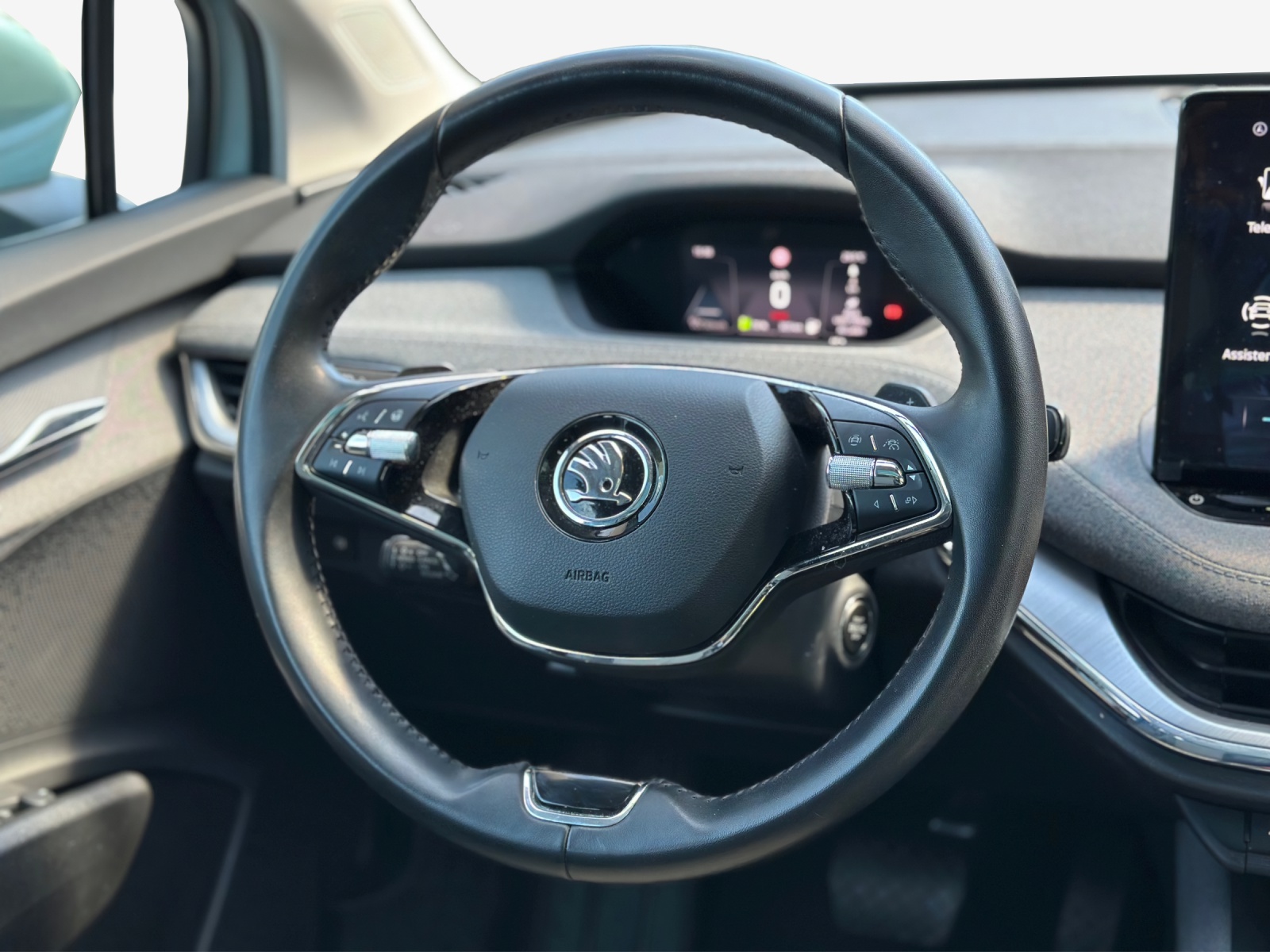 SKODA Enyaq iV 80x-image-10