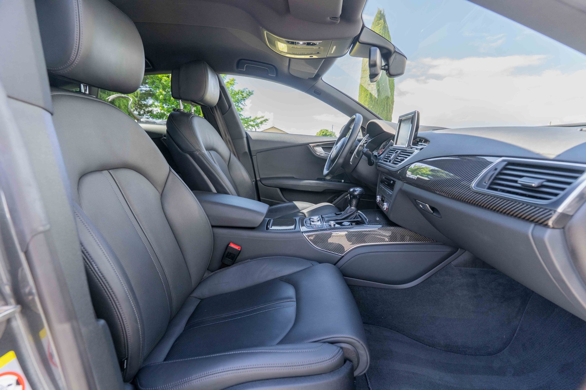 AUDI RS7 Sportback 4.0 TFSI V8 quattro S-tronic-image-8