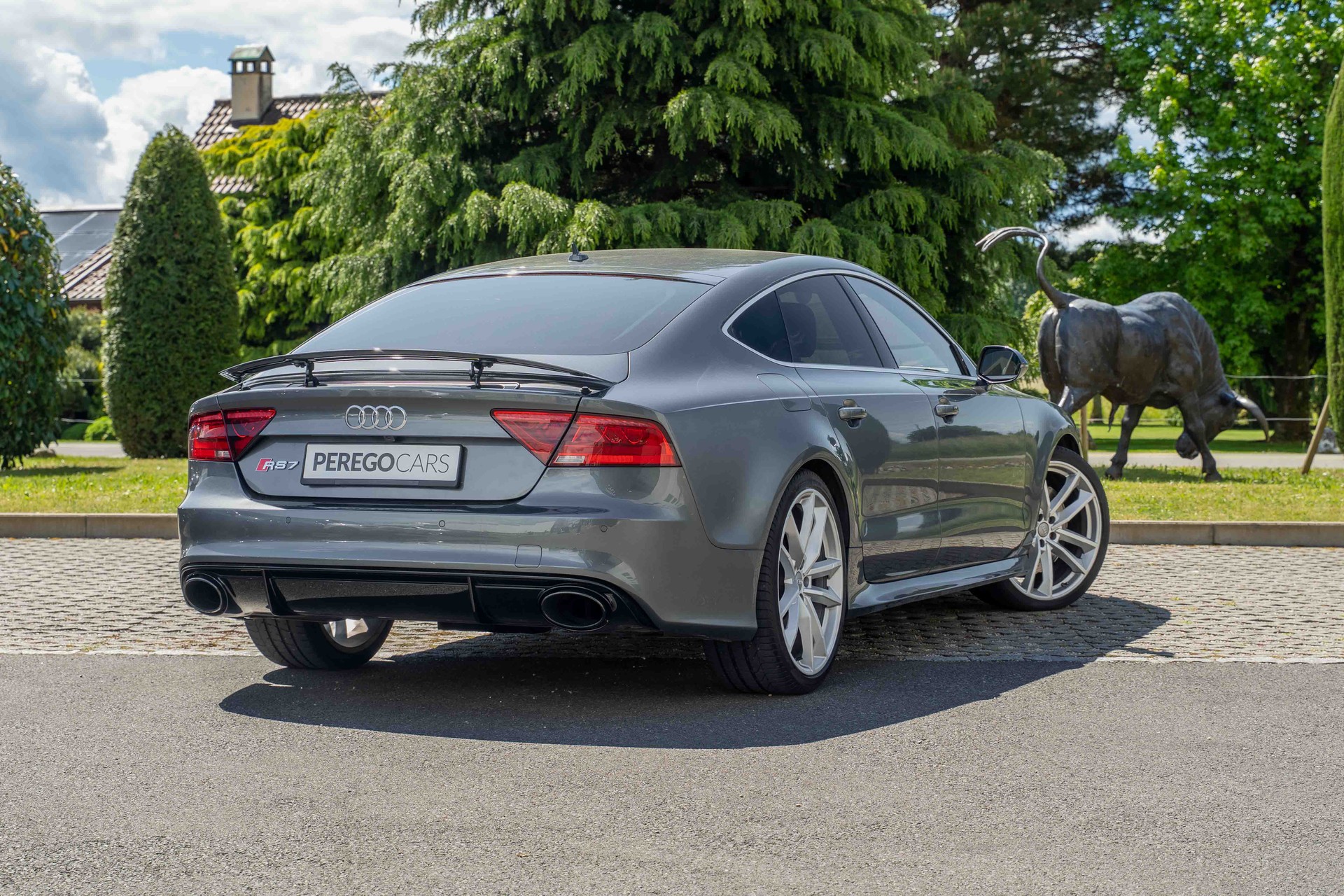 AUDI RS7 Sportback 4.0 TFSI V8 quattro S-tronic-image-4