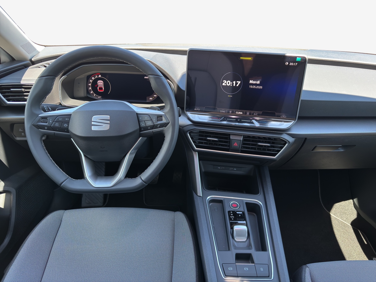 SEAT Leon ST 1.5 eTSI mHEV DSG Style-image-8